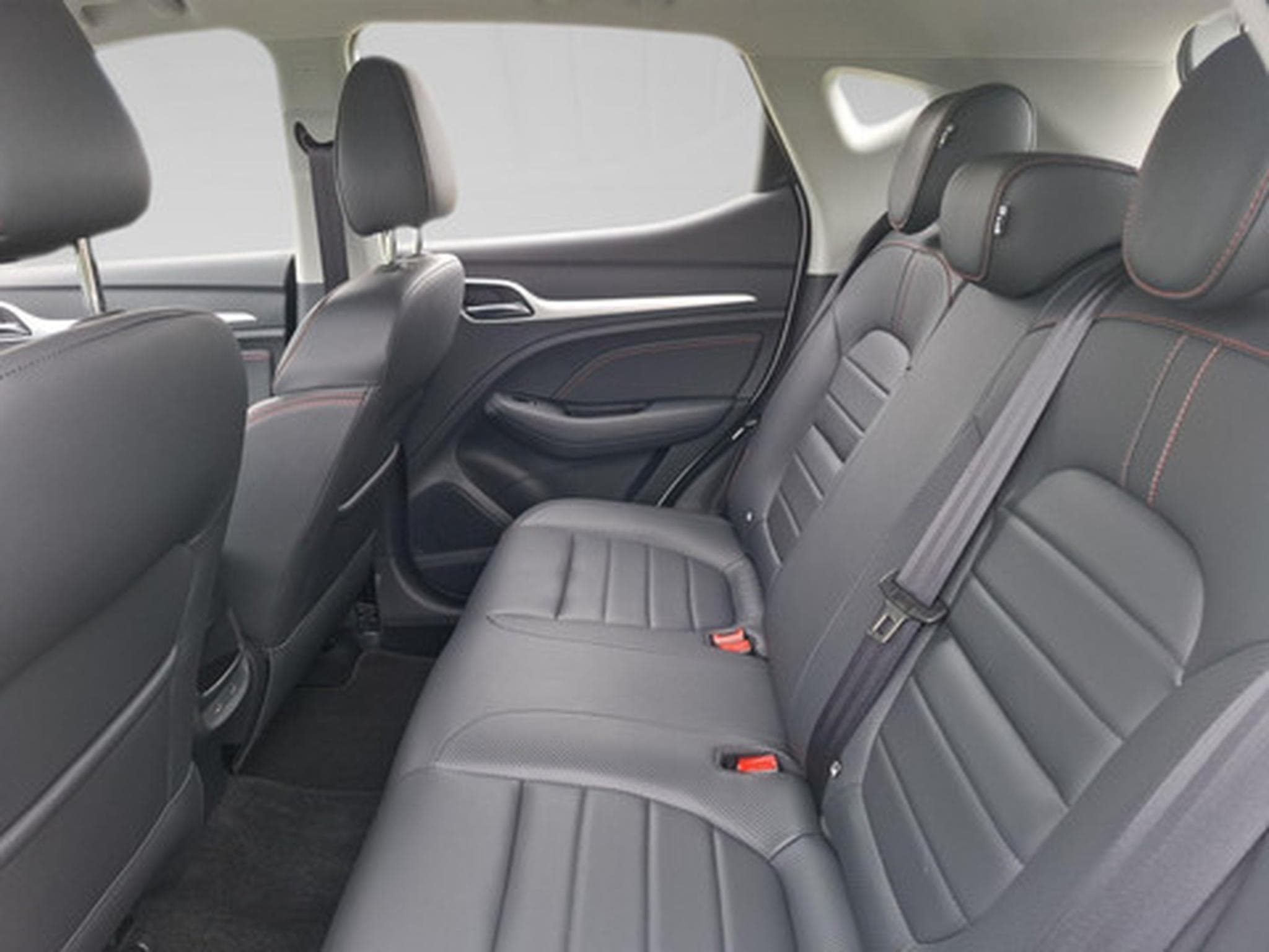 MG ZS 1.0 T-GDi AT LUXURY (2024) - Photo 11