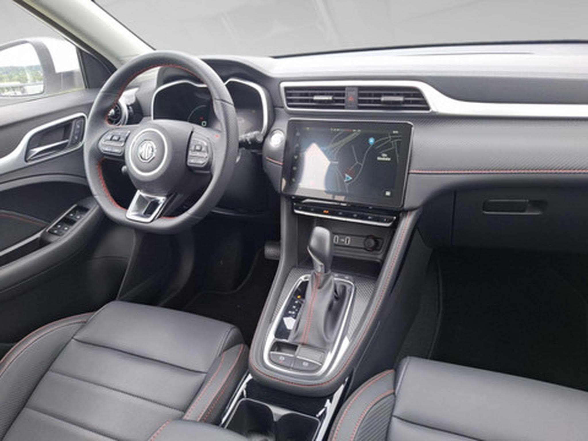 MG ZS 1.0 T-GDi AT LUXURY (2024) - Photo 7