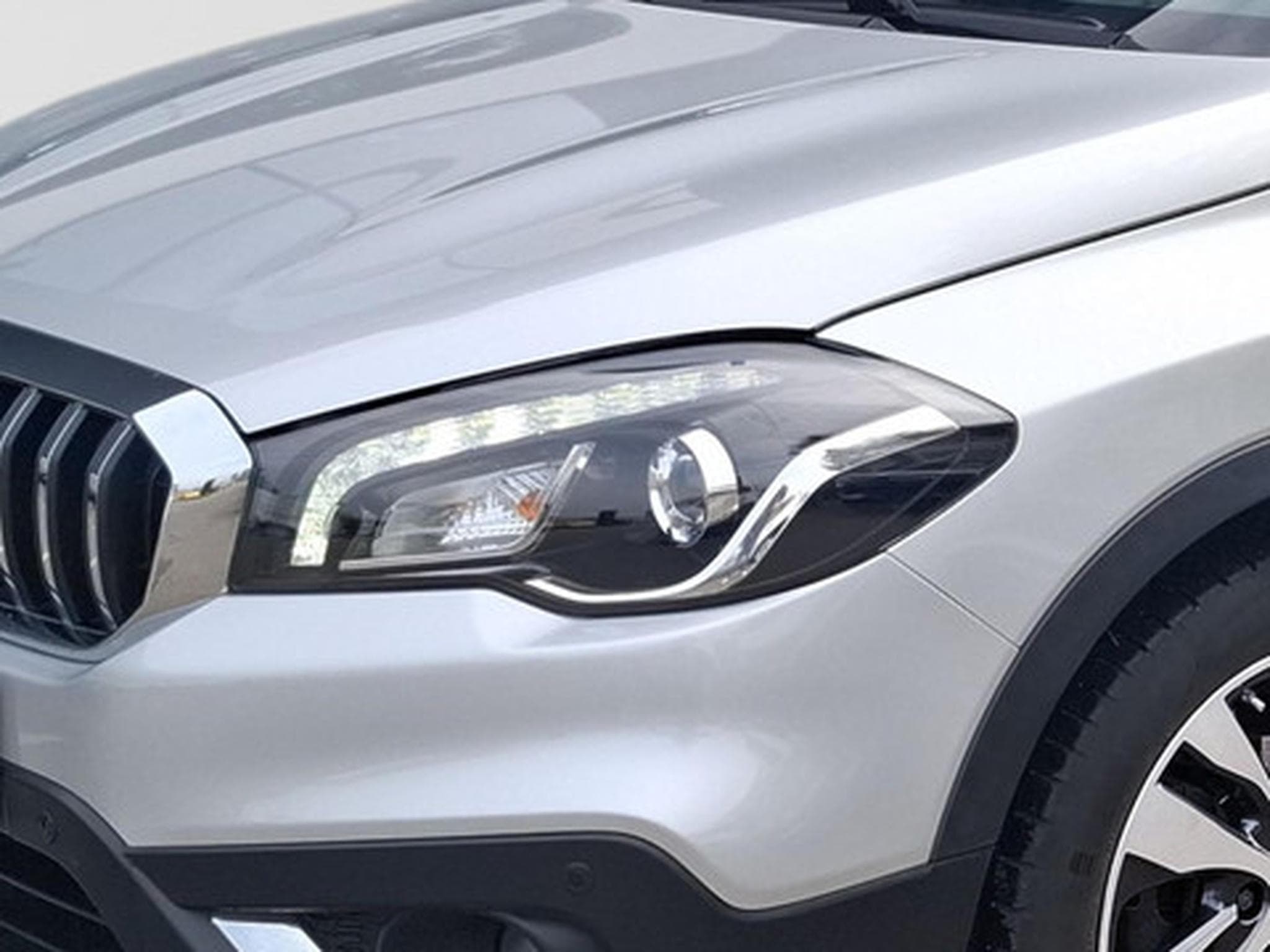 Suzuki S-Cross 1.4 Grand Luxe Xtra A/T 4x4 (2017) - Foto 22