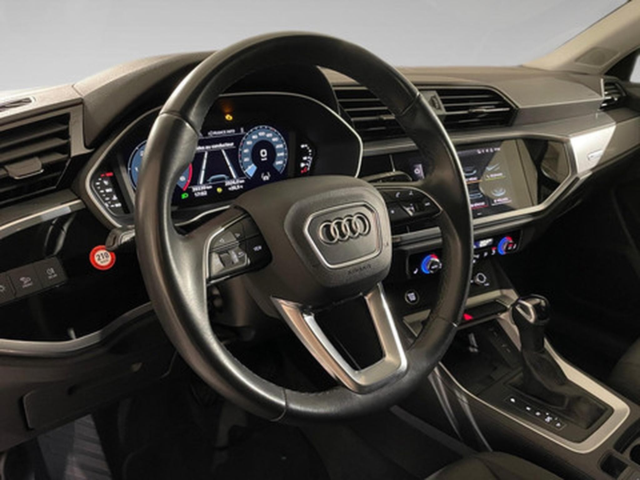 Audi Q3 2.0 TDI ADVANCED (2026) - Photo 8
