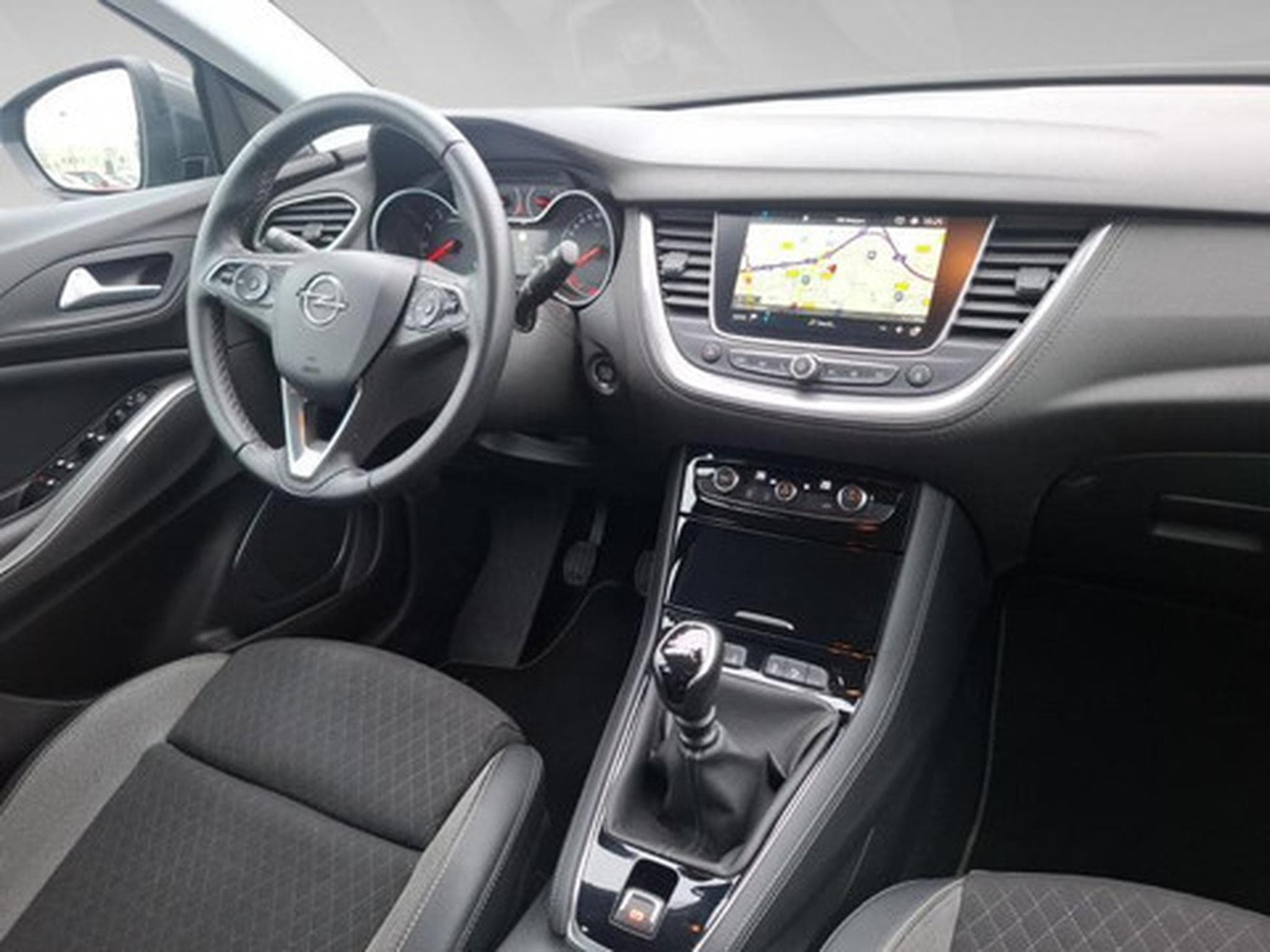 Opel Grandland 1.5 Turbo ECOTEC D S/S MT6 Innovation (2026) - Photo 6