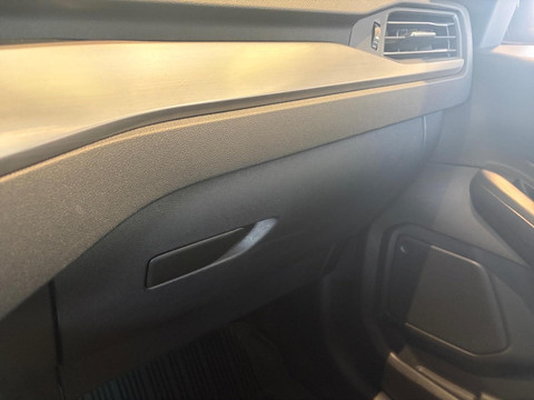 Ford Kuga 1.5i EcoB. 110kW S/S Titanium (2026) - Photo 10