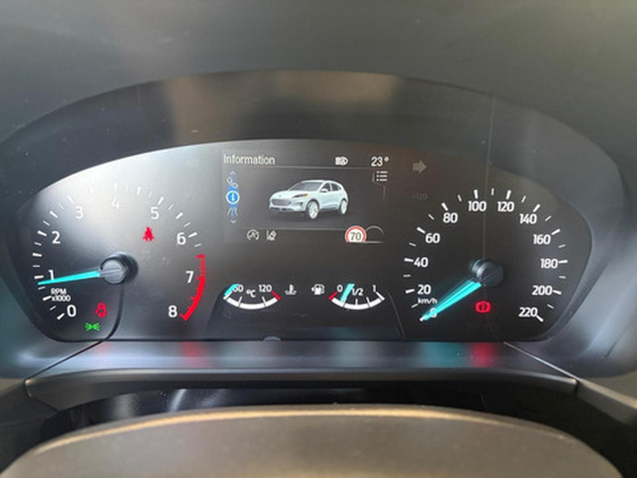 Ford Kuga 1.5i EcoB. 110kW S/S Titanium (2026) - Photo 2