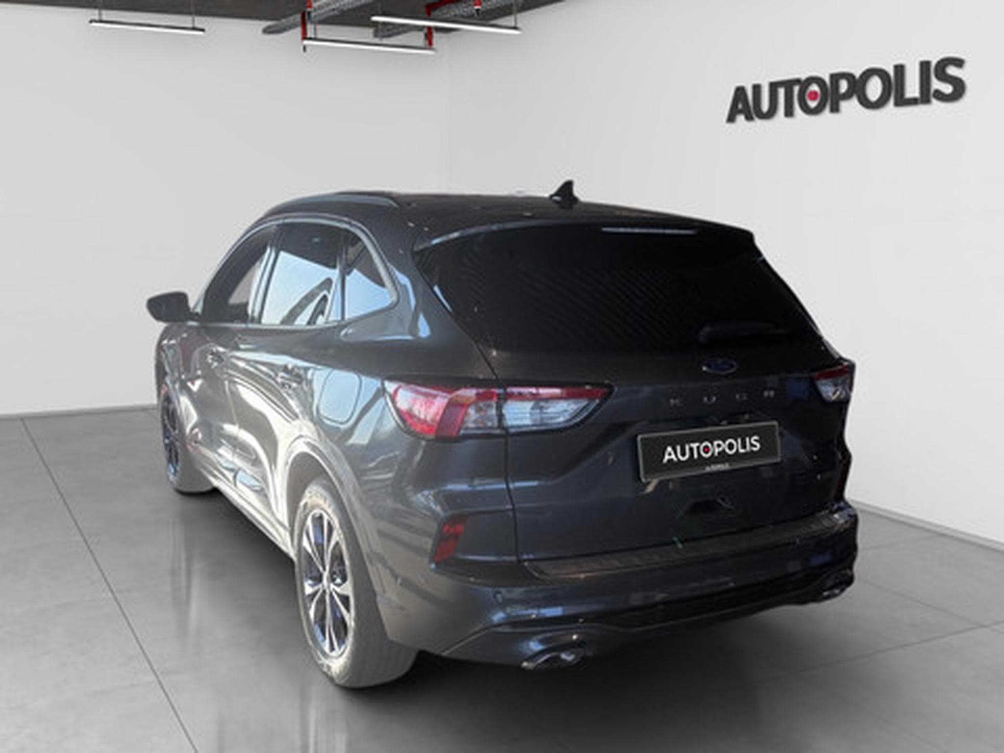 Ford Kuga 2.5i PHEV Aut. 165kW ST-Line (2026) - Photo 18