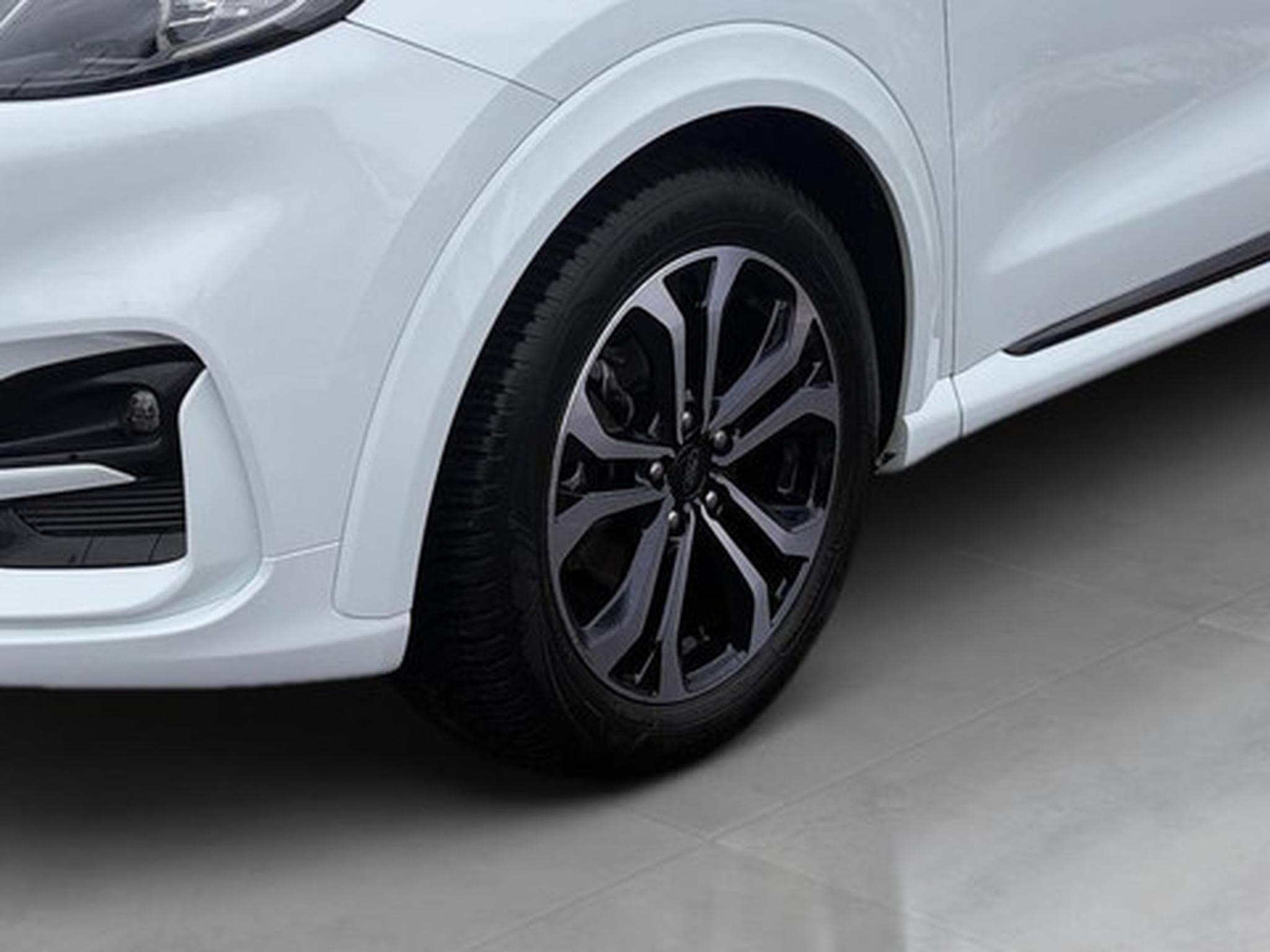 Ford Puma 1.0i Ecoboost MHEV 92kW Aut. ST-Line (2026) - Photo 20