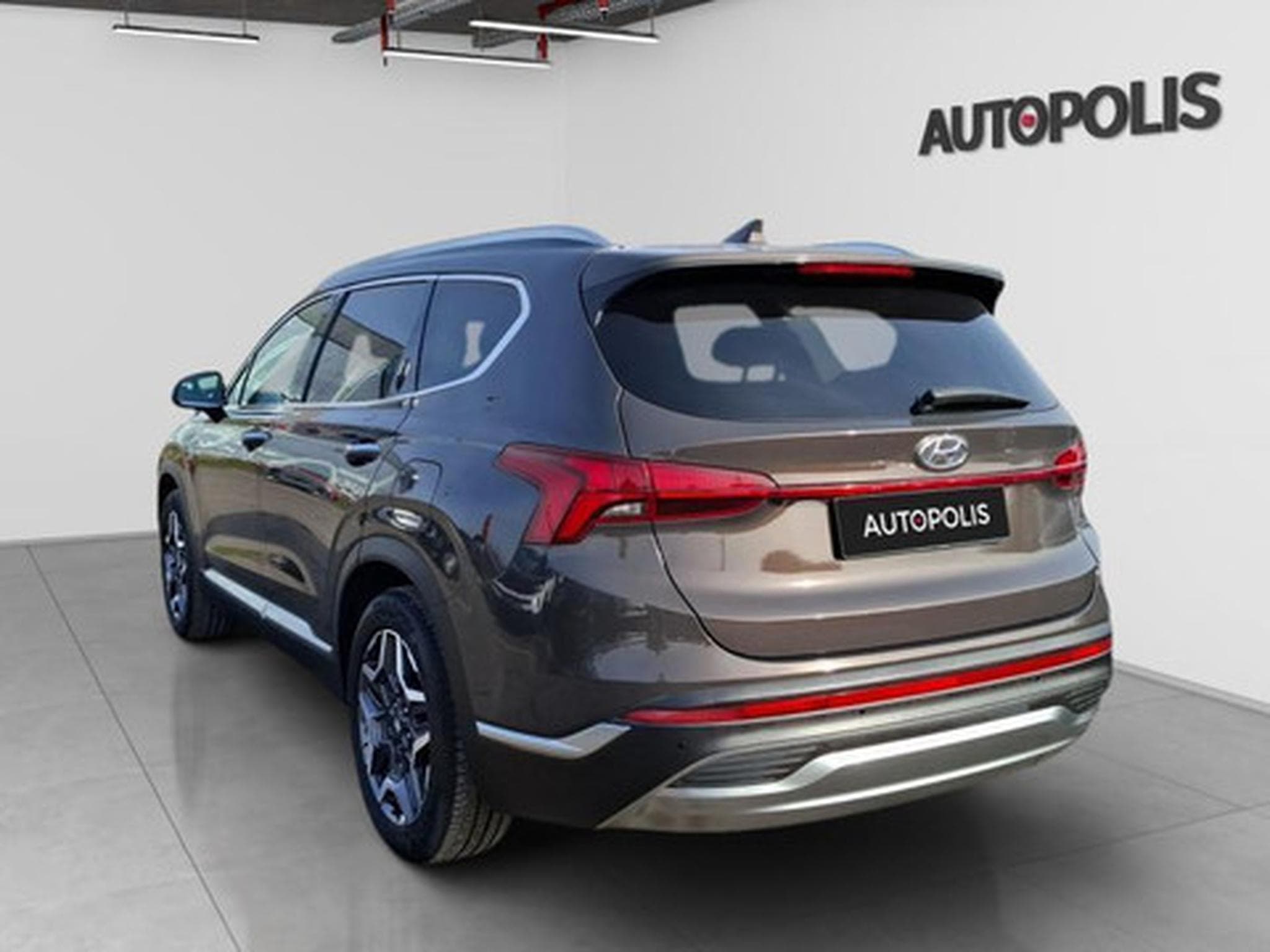 Hyundai Santa Fe 1.6 T-GDi Hybrid 4x4 Shine Aut. (2026) - Photo 19