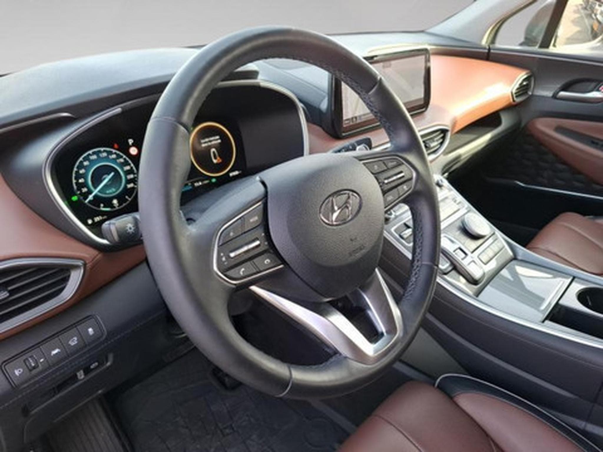 Hyundai Santa Fe 1.6 T-GDi Hybrid 4x4 Shine Aut. (2026) - Photo 8