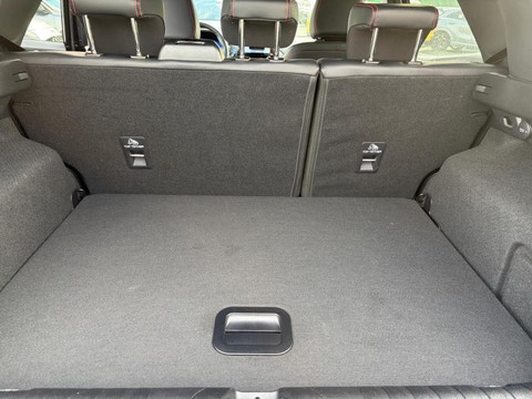 Ford Puma 1.0i Ecoboost mHEV 114kW Aut. ST-Line (2026) - Photo 12