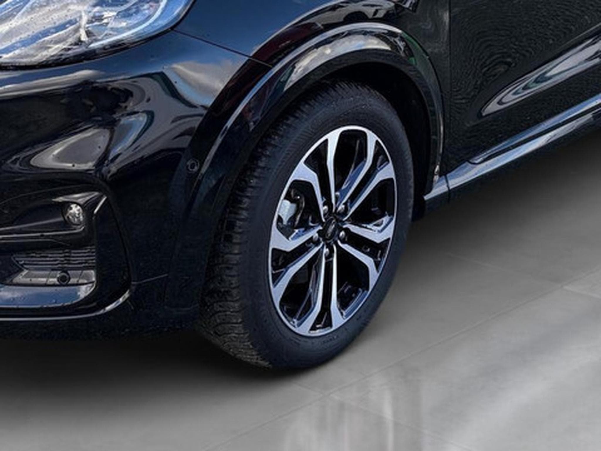 Ford Puma 1.0i Ecoboost mHEV 114kW Aut. ST-Line (2026) - Photo 20