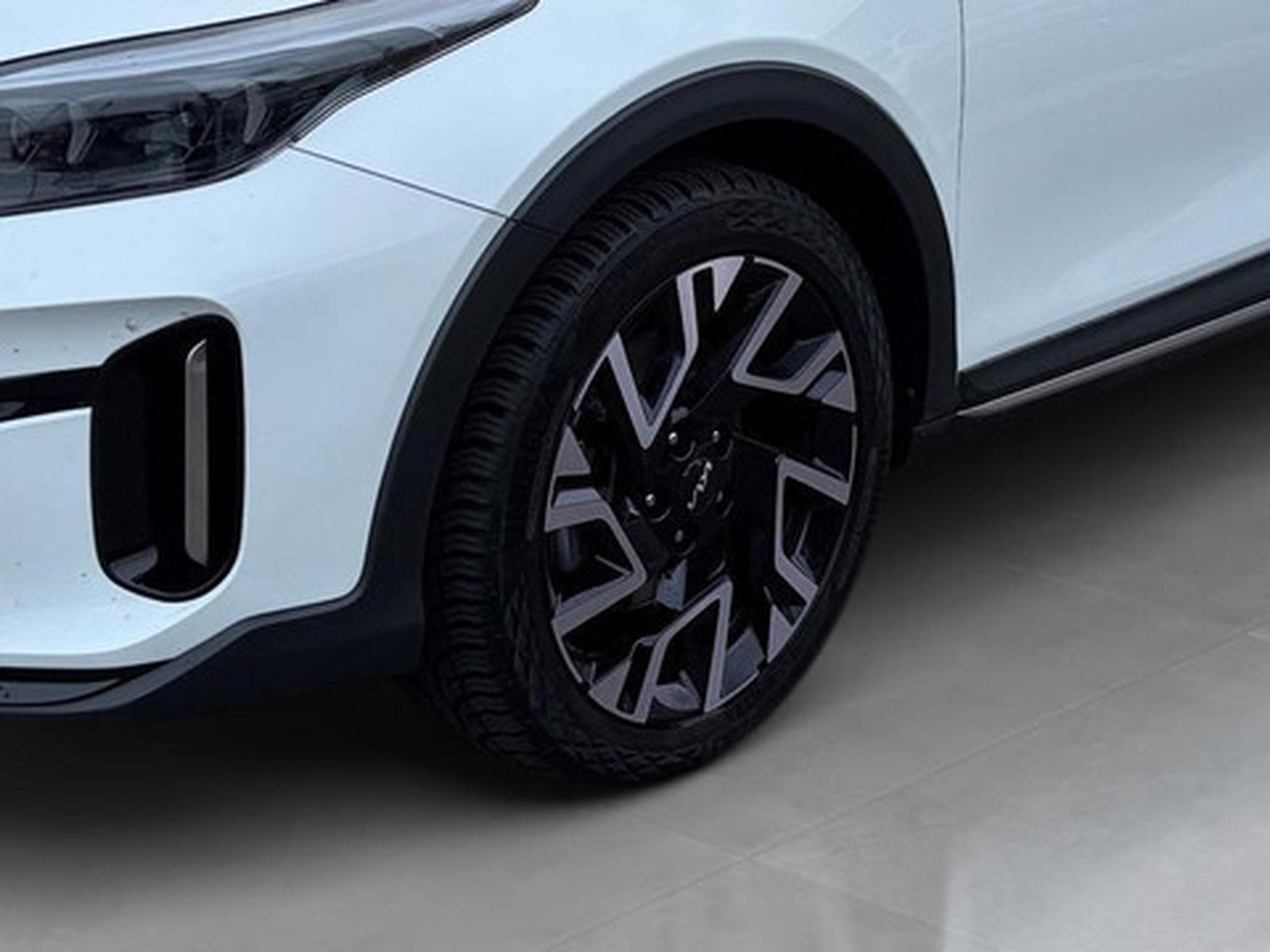 Kia XCeed 1.5 T-GDi 140 DCT GT Line (2026) - Photo 21