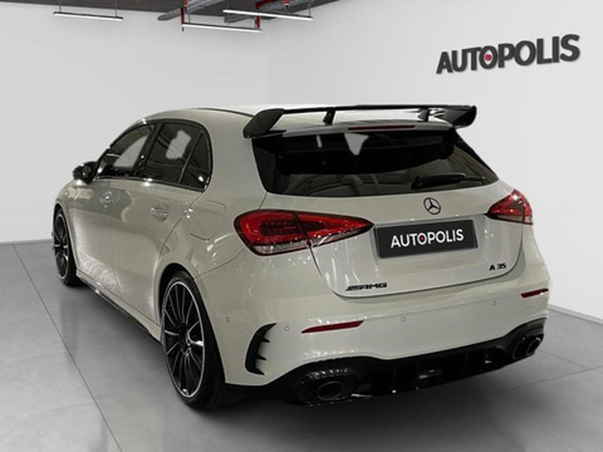 Mercedes A 35 AMG A 4MATIC (2026) - Photo 20