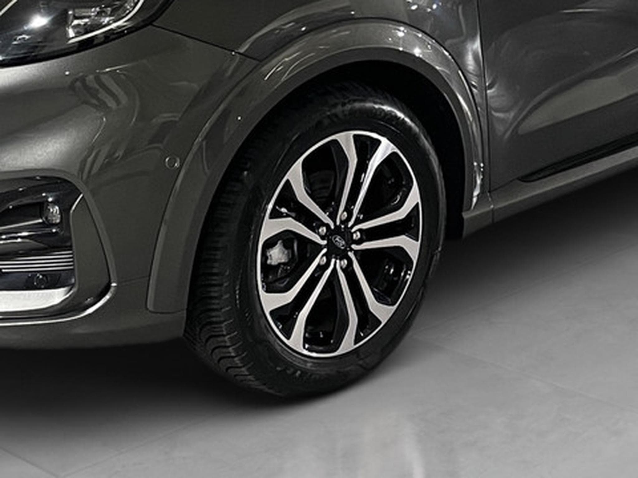 Ford Puma 1,0 EcoBoost Hybrid 114kW ST-Line Auto (2026) - Photo 20