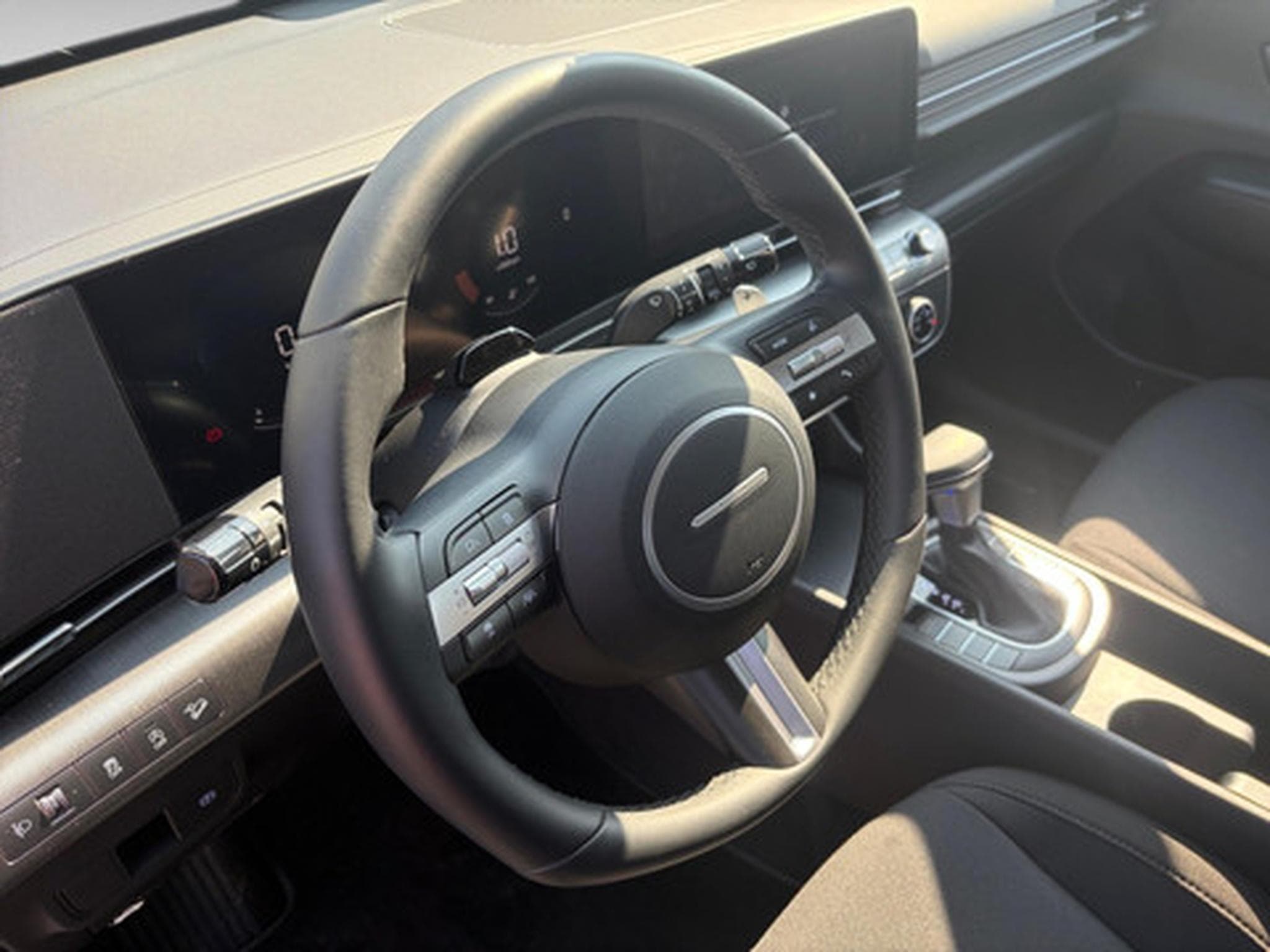 Hyundai Kona 1.0 T-GDI Techno 48V 7-DCT (2026) - Photo 8