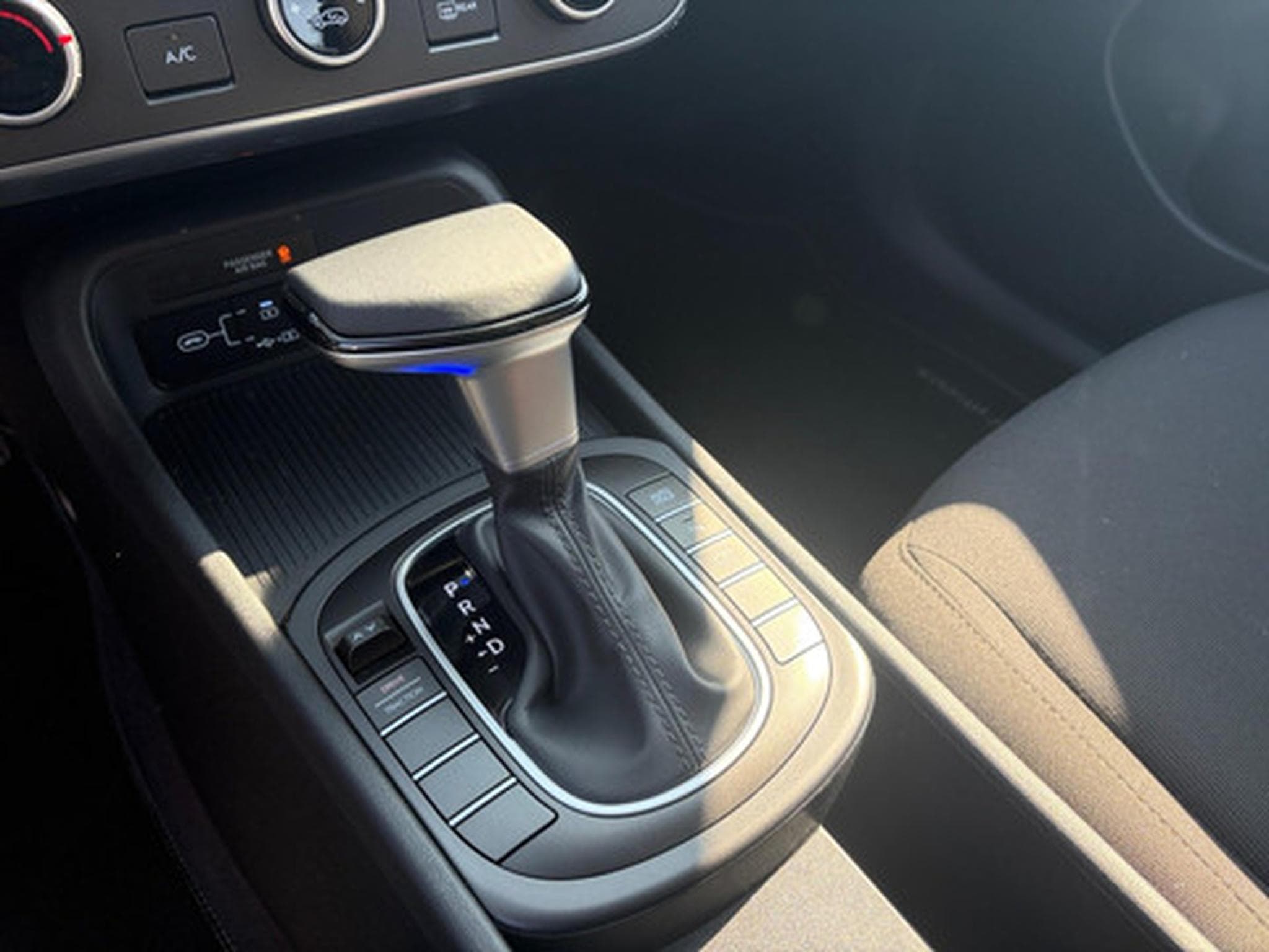 Hyundai Kona 1.0 T-GDI Techno 48V 7-DCT (2026) - Photo 9