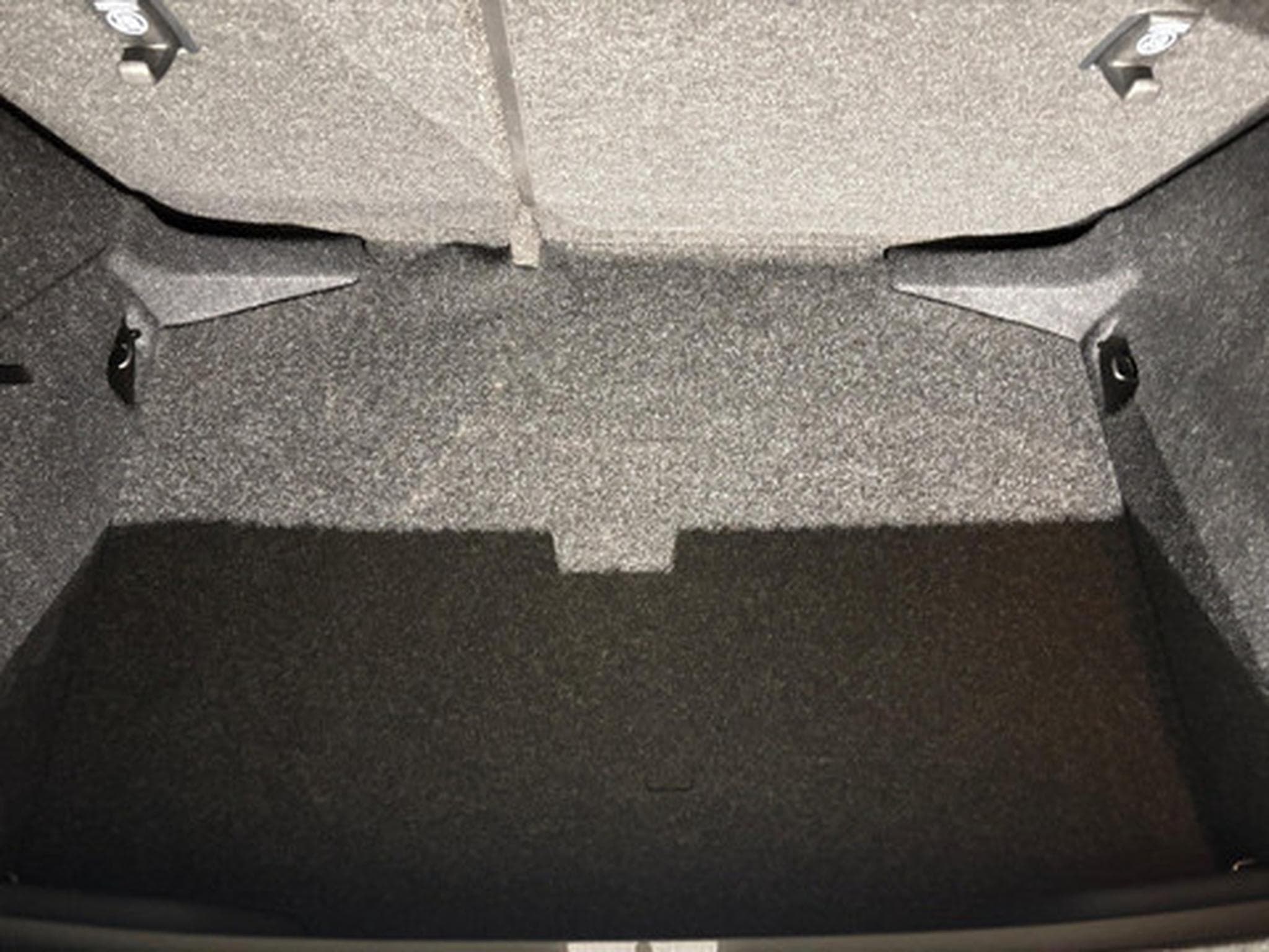 Skoda Kamiq 1.5 Monte Carlo (2026) - Photo 21