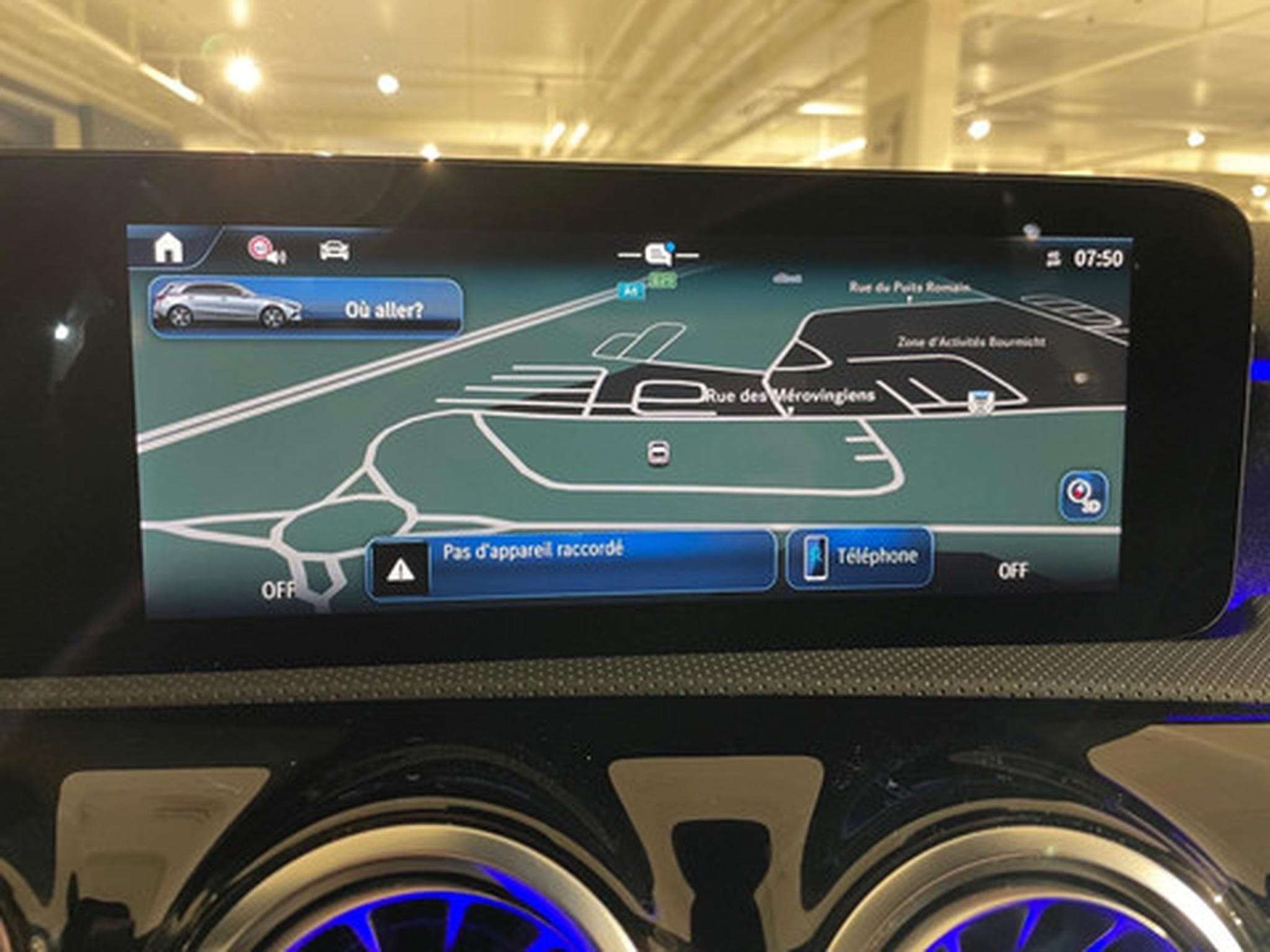 Mercedes A 200 1.3 hatchback AMG EDITION (2026) - Photo 3