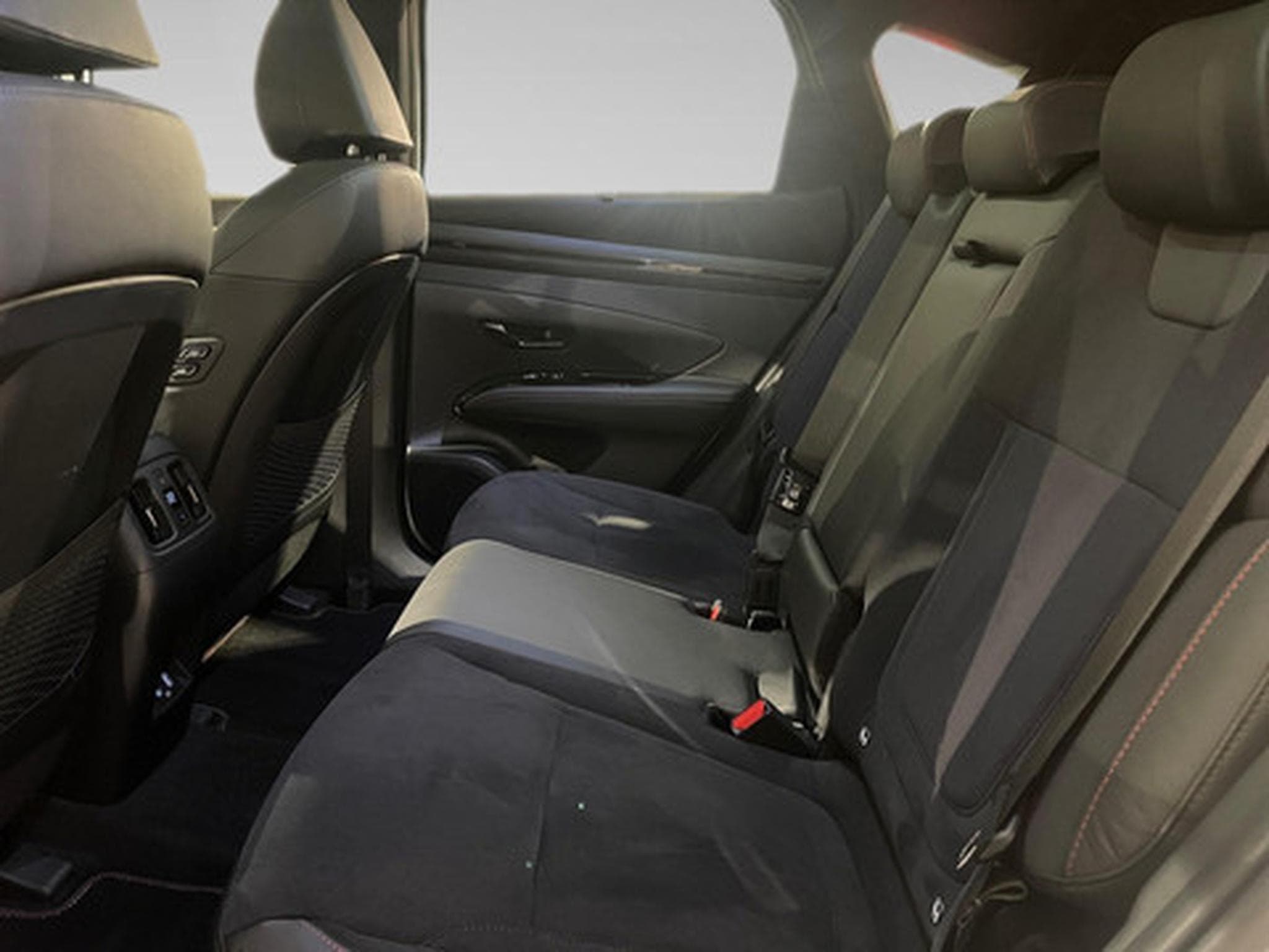 Hyundai Tucson 1.6 SHINE N-LINE (2026) - Photo 18