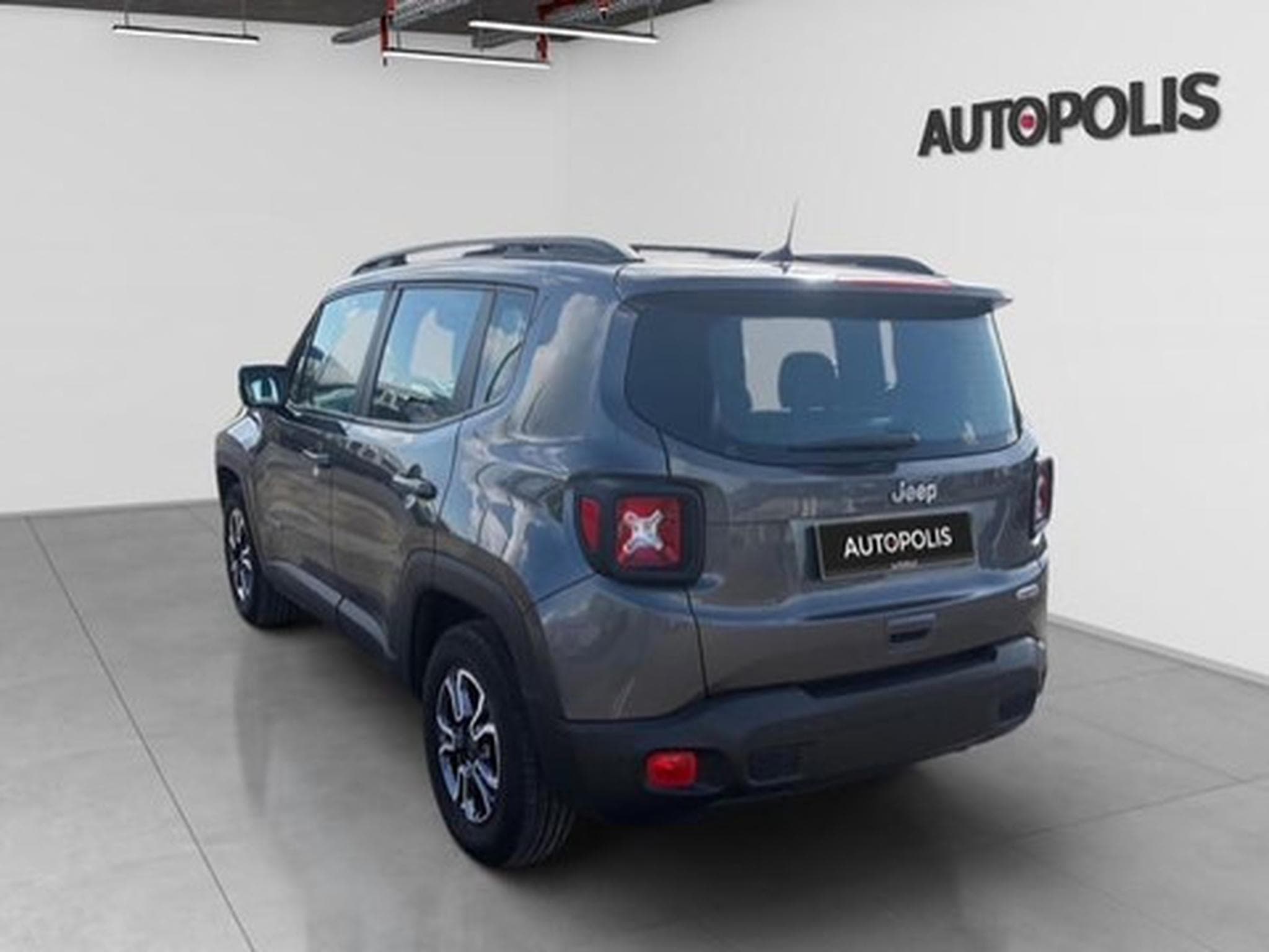 Jeep Renegade 1.6 MJD 115 4x2 DDCT Limited (2019) - Foto 17