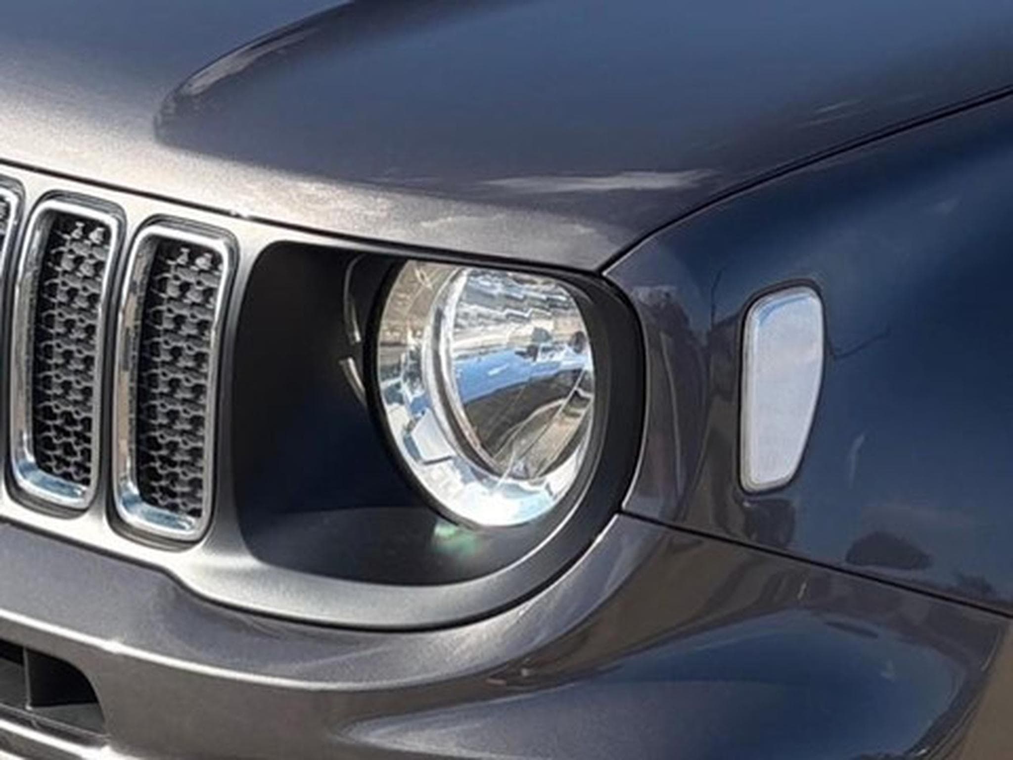 Jeep Renegade 1.6 MJD 115 4x2 DDCT Limited (2019) - Foto 21