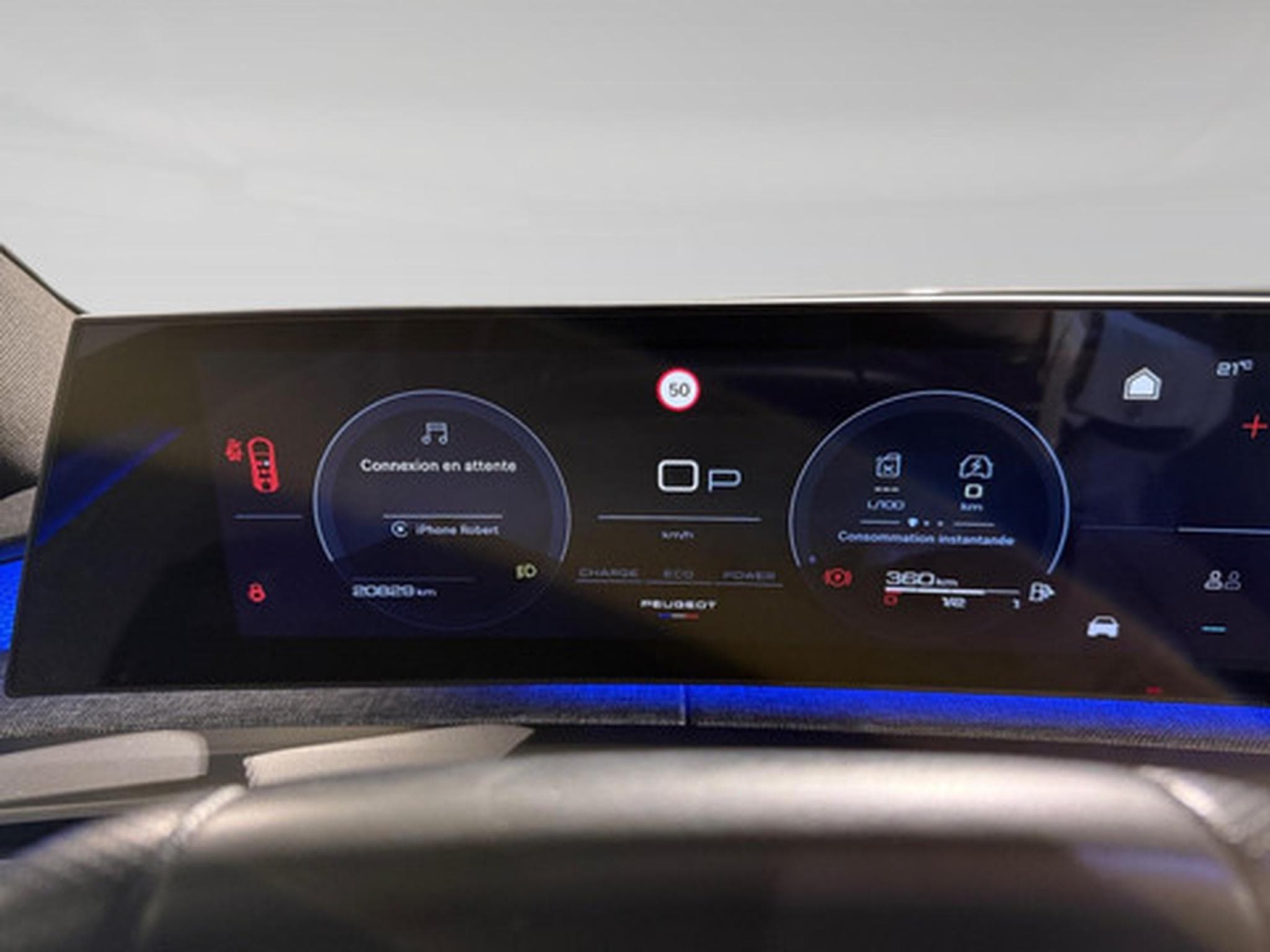 Peugeot 5008 1.2 HYBRID 136 e-DSC6 GT (2026) - Photo 2