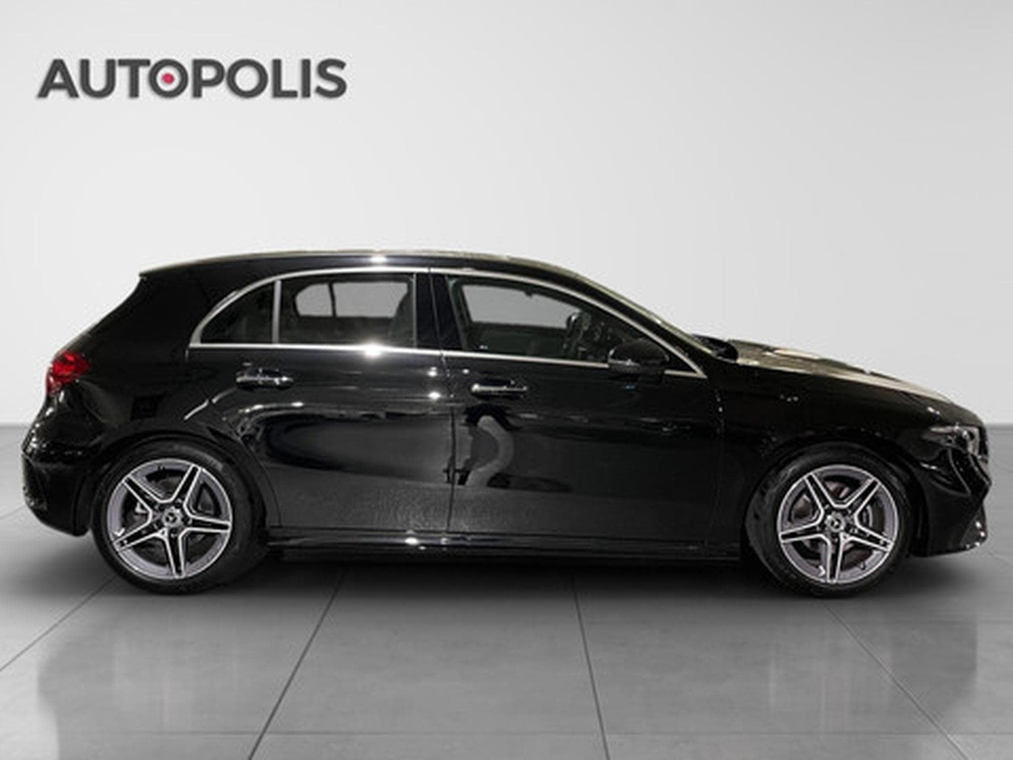 Mercedes A 200 1.3 hatchback AMG EDITION (2025) - Photo 16