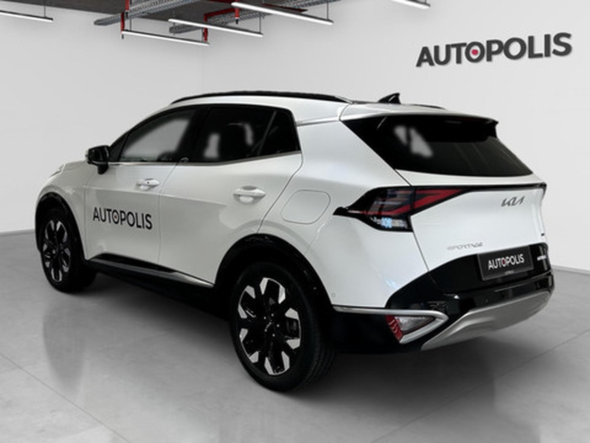 Kia Sportage 1,6 PHEV 265 PACE AWD (2026) - Photo 2