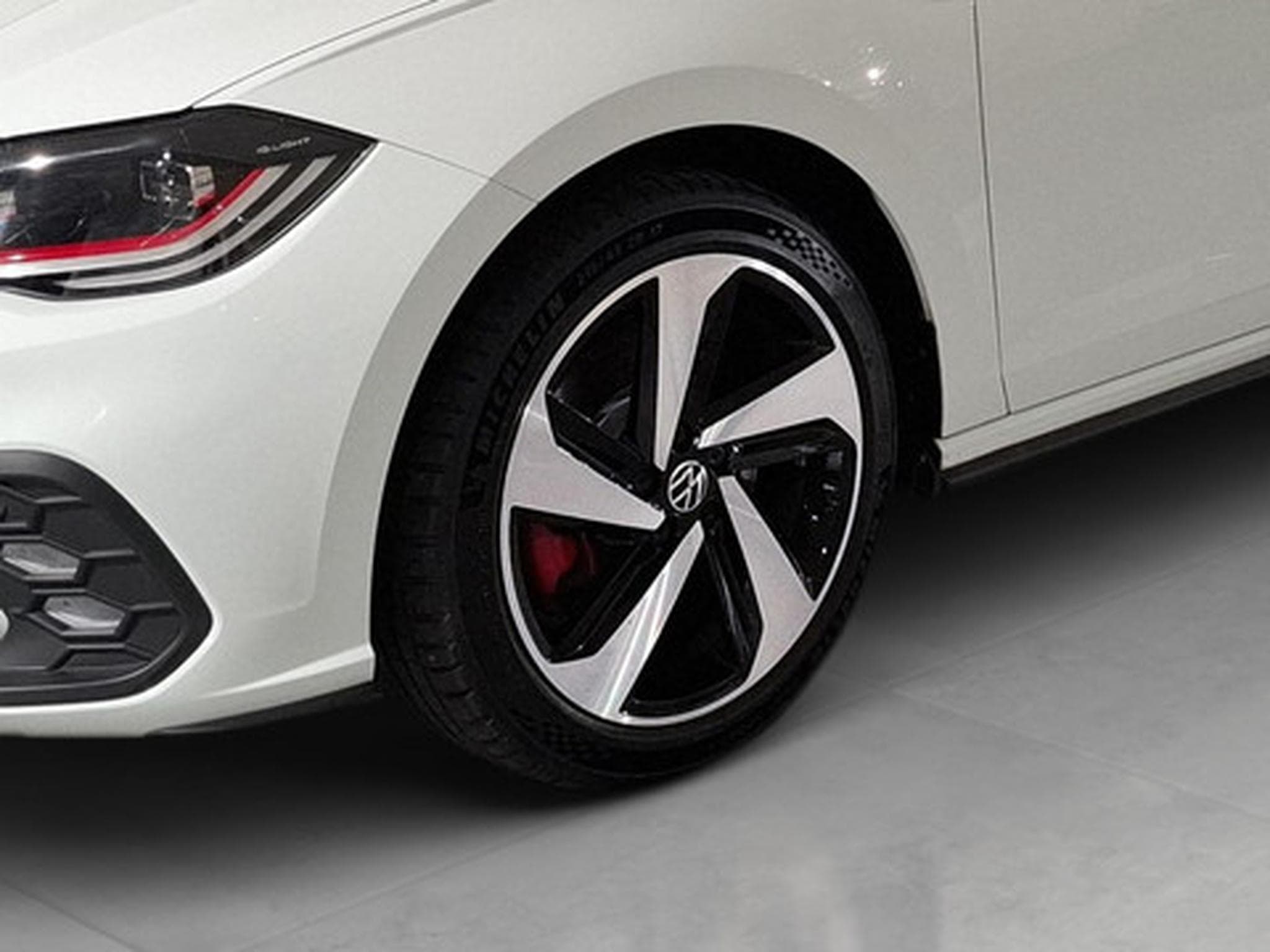 VW Polo 2.0 TSI OPF DSG GTI (2026) - Photo 22