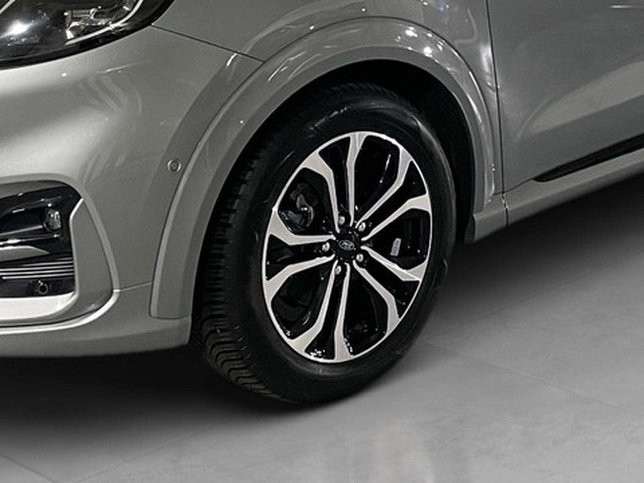 Ford Puma 1,0 EcoBoost Hybrid 114kW ST-Line Auto (2026) - Photo 21