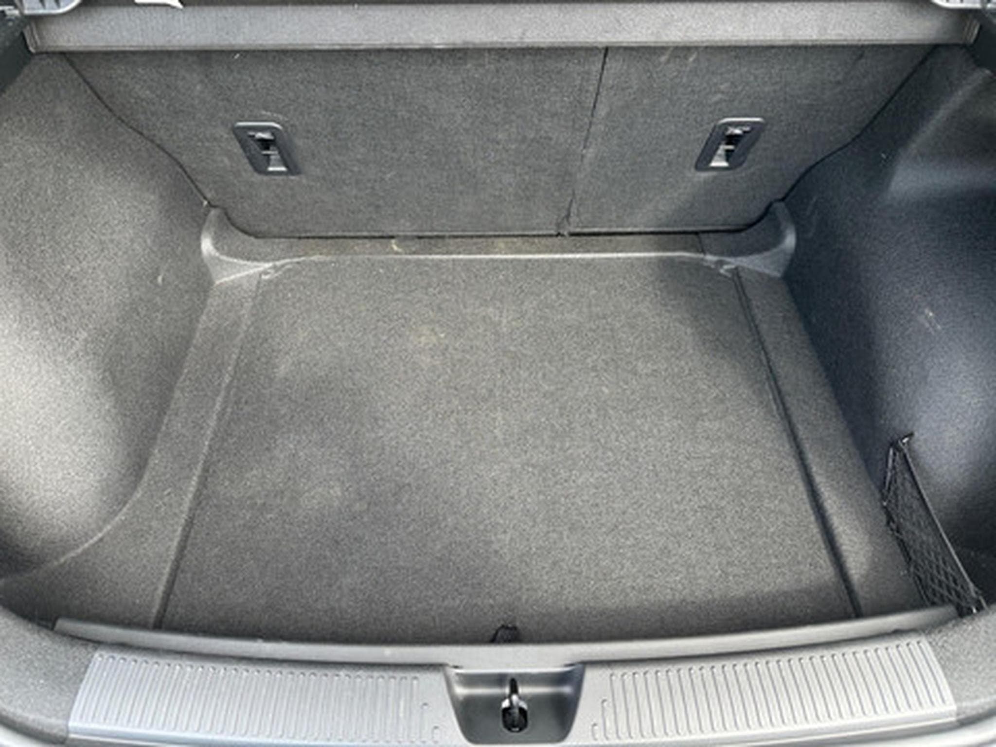 MG MG4 STANDARD (2026) - Photo 20