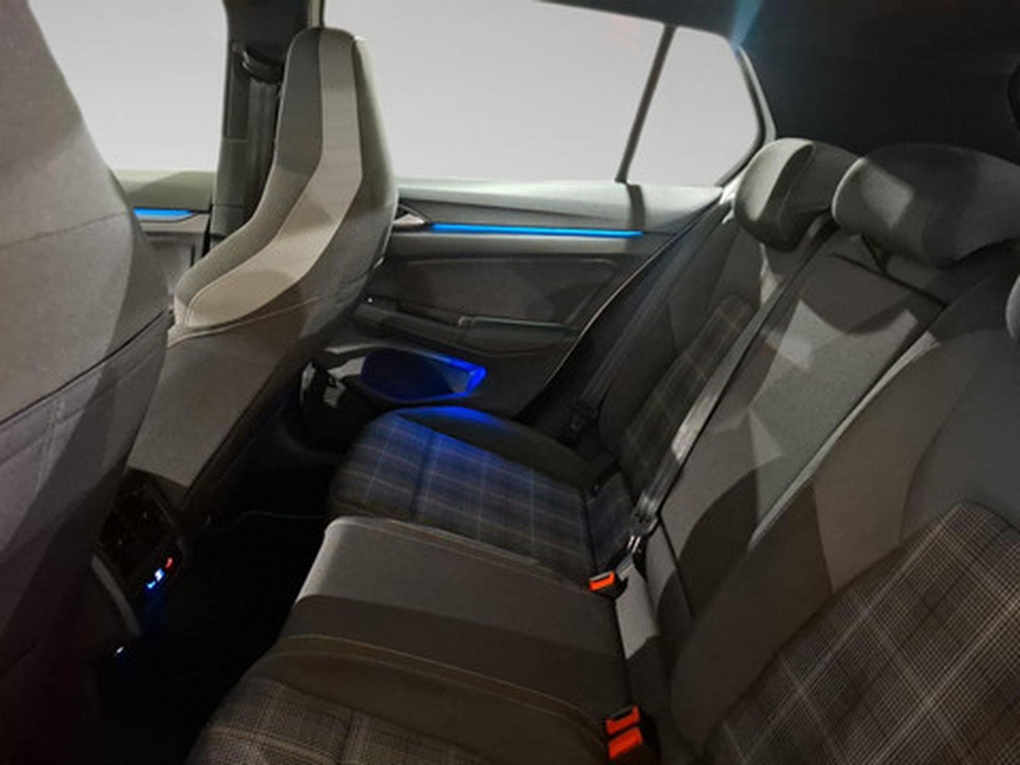 VW Golf 2.0 VIII GTD (2026) - Photo 11