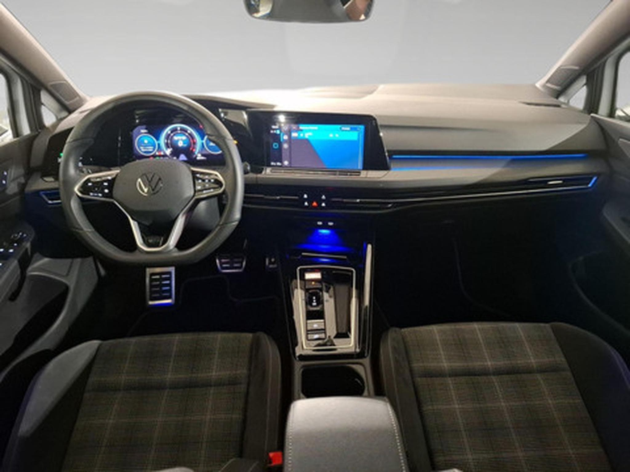 VW Golf 2.0 VIII GTD (2026) - Photo 5