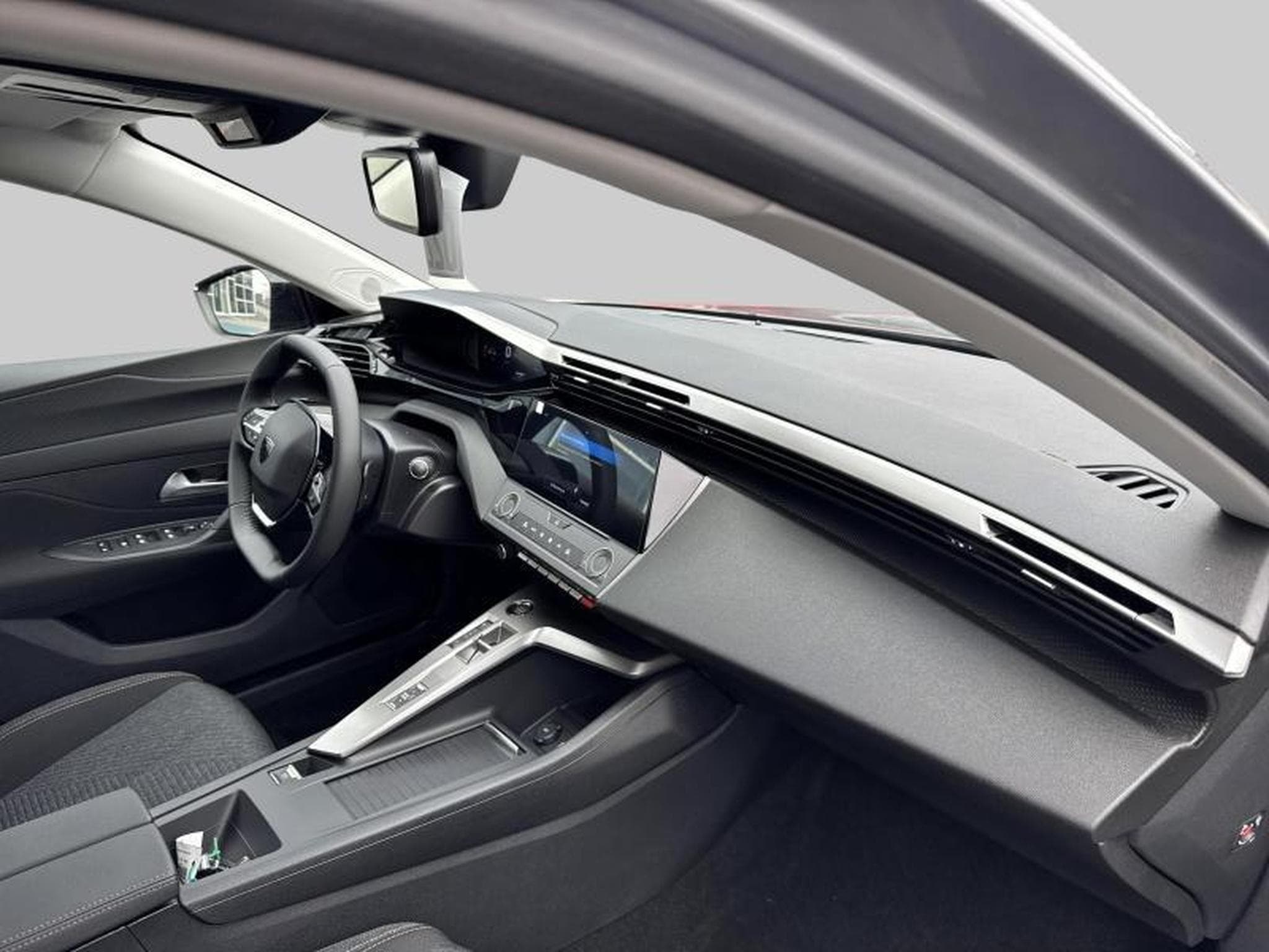 Peugeot 308 STYLE Hybrid 145 e-DCS6 (2025) - Photo 9