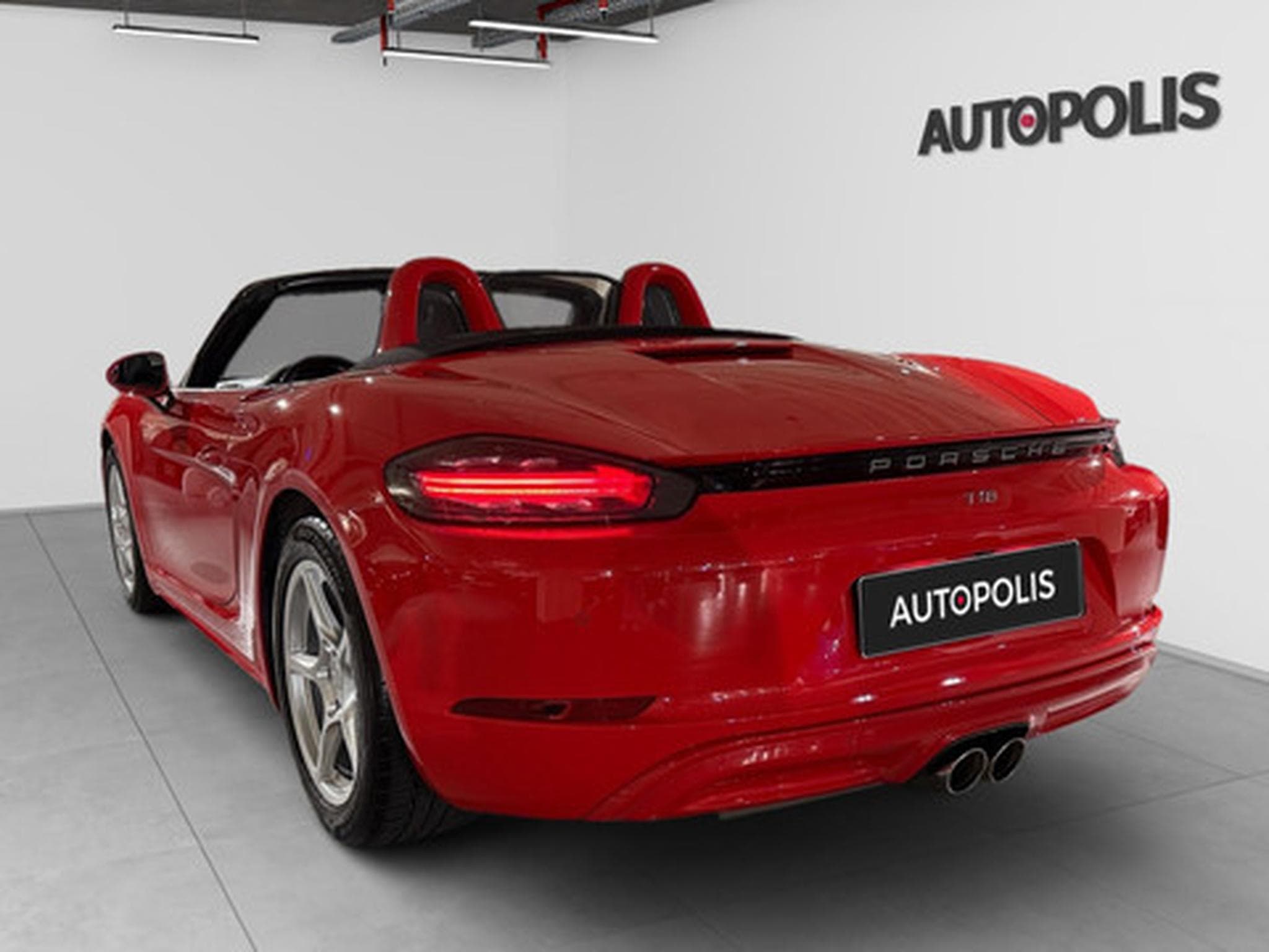 Porsche Boxster 718 (2026) - Photo 19