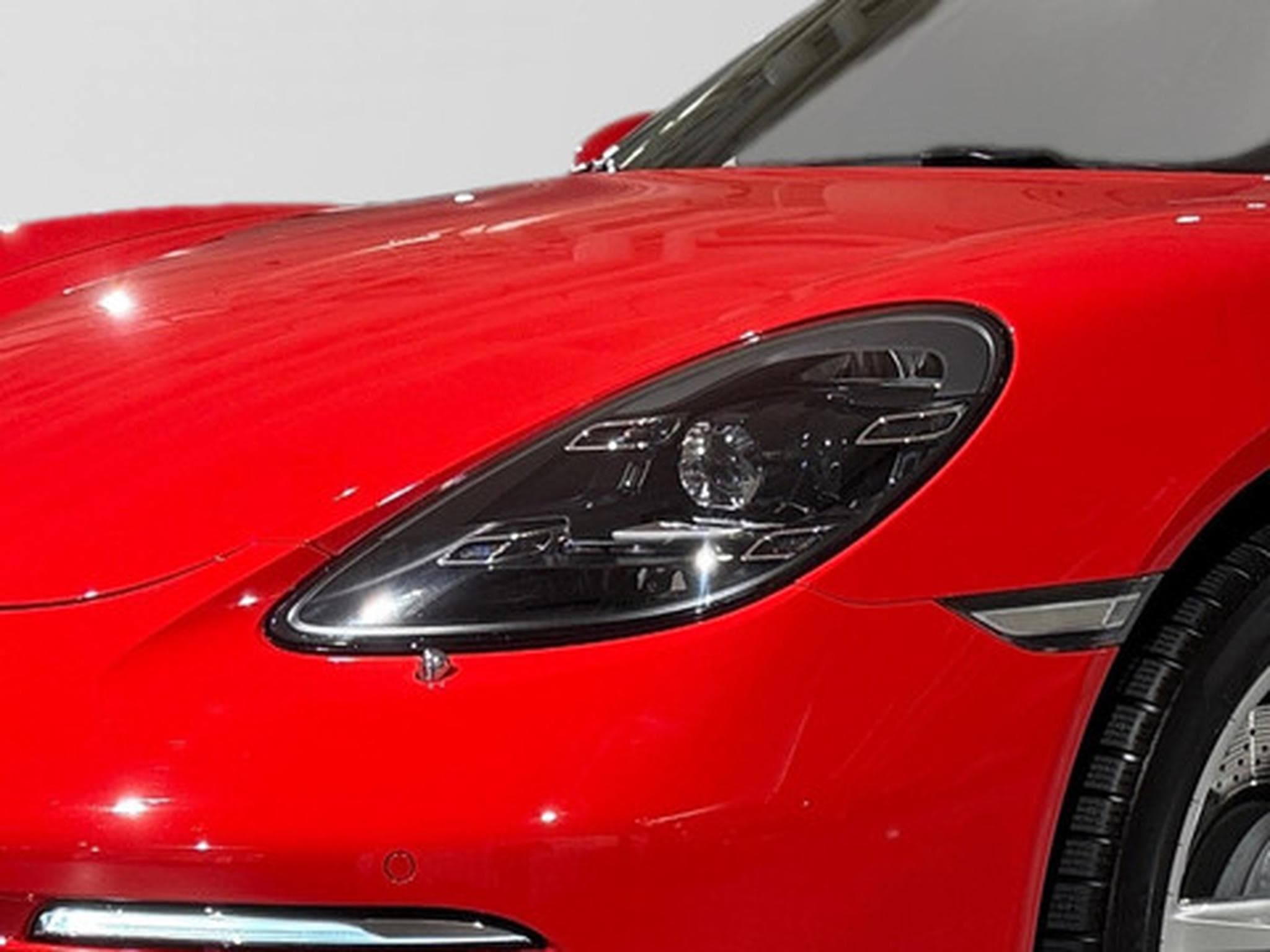 Porsche Boxster 718 (2026) - Photo 22