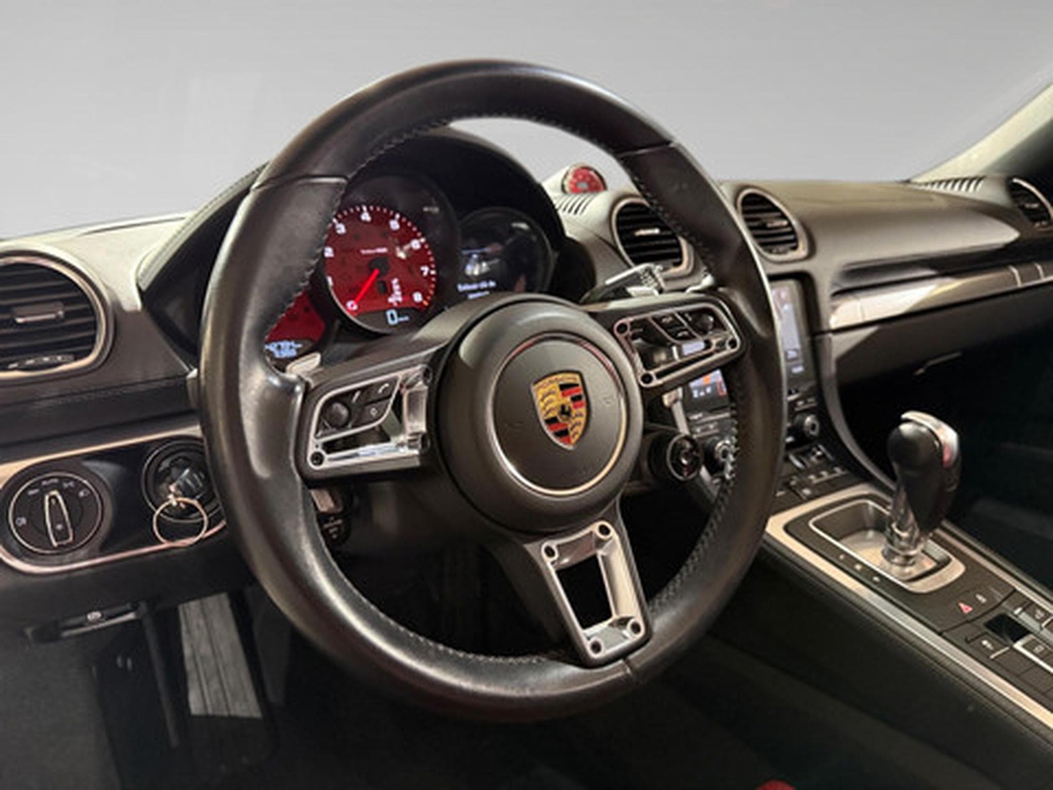 Porsche Boxster 718 (2026) - Photo 8