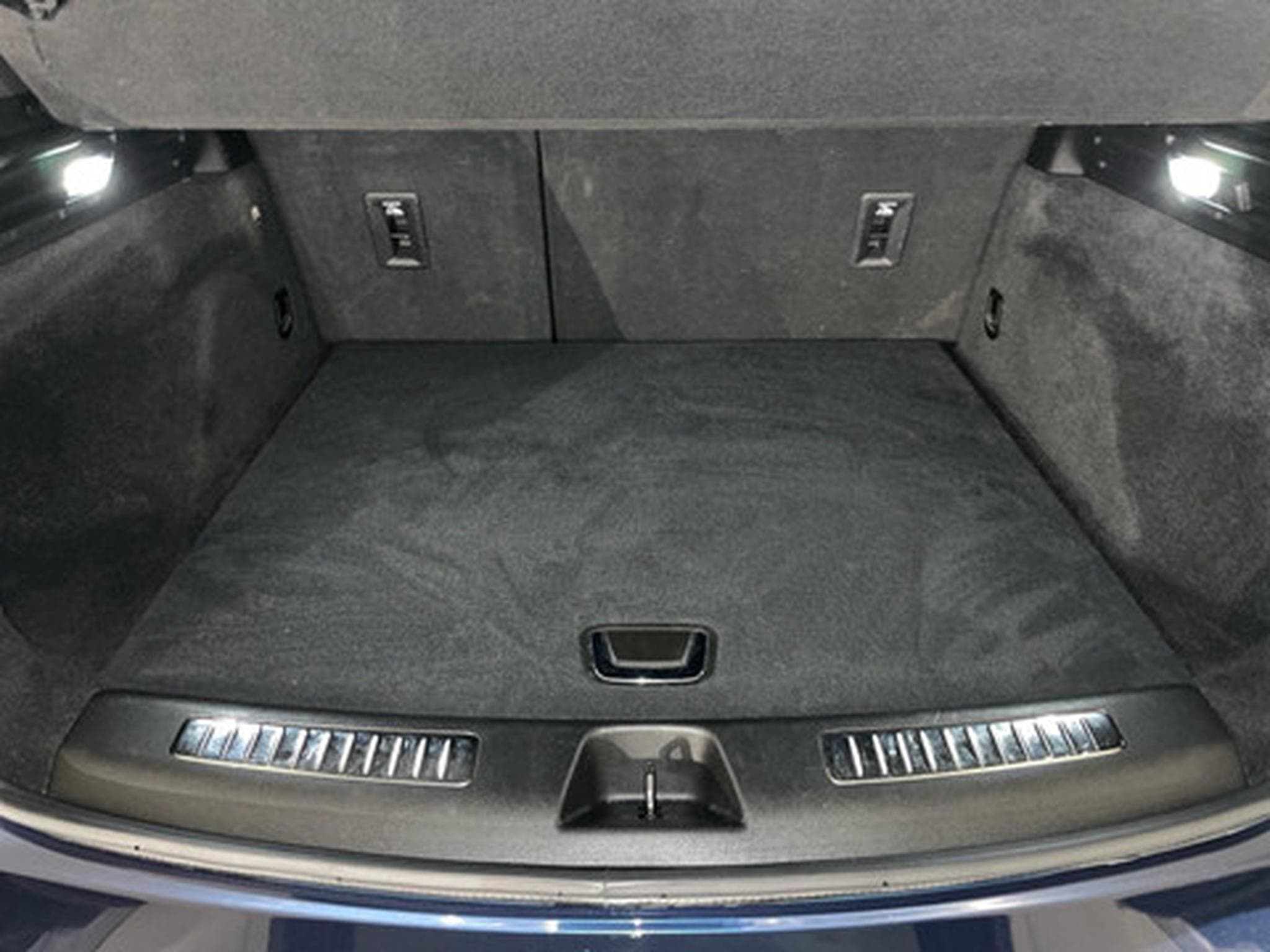 Cadillac XT4 350T AWD Sport Auto. (2026) - Photo 12