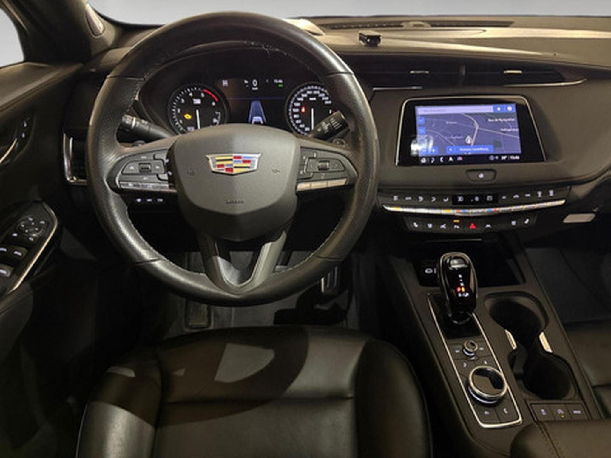 Cadillac XT4 2.0 350D AWD Sport Auto. (2026) - Photo 6