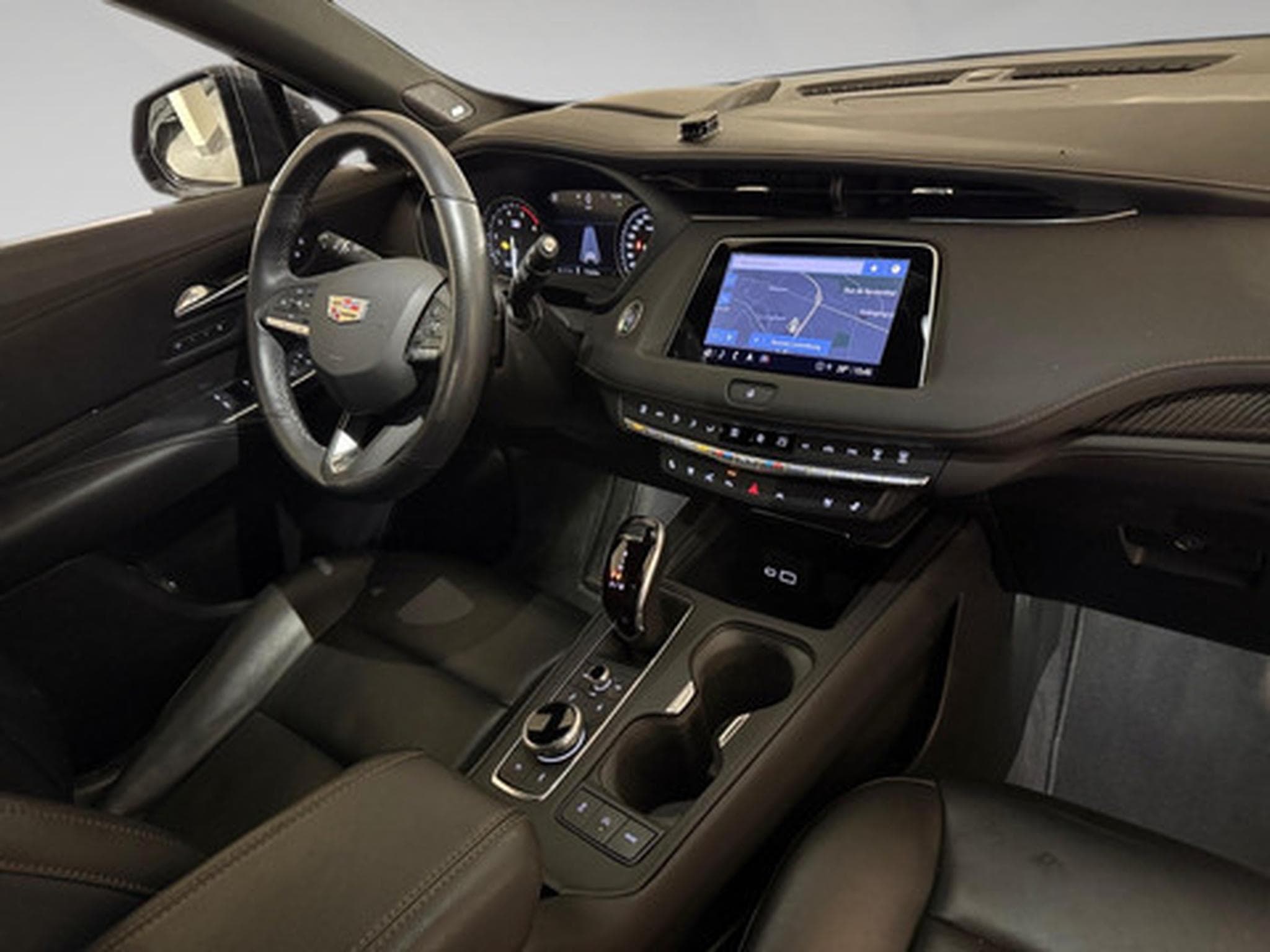 Cadillac XT4 2.0 350D AWD Sport Auto. (2026) - Photo 7