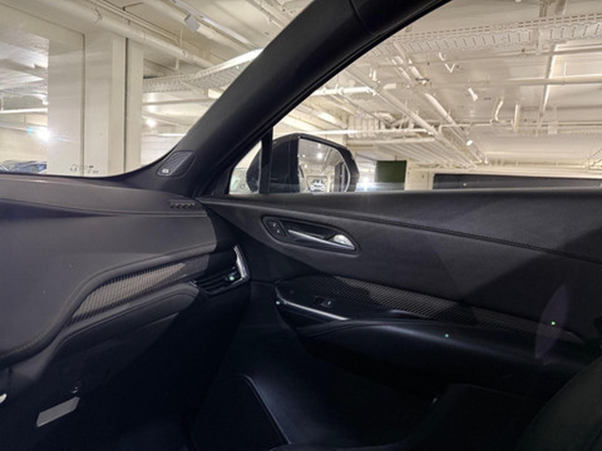 Cadillac XT4 2.0 350D AWD Sport Auto. (2026) - Photo 9