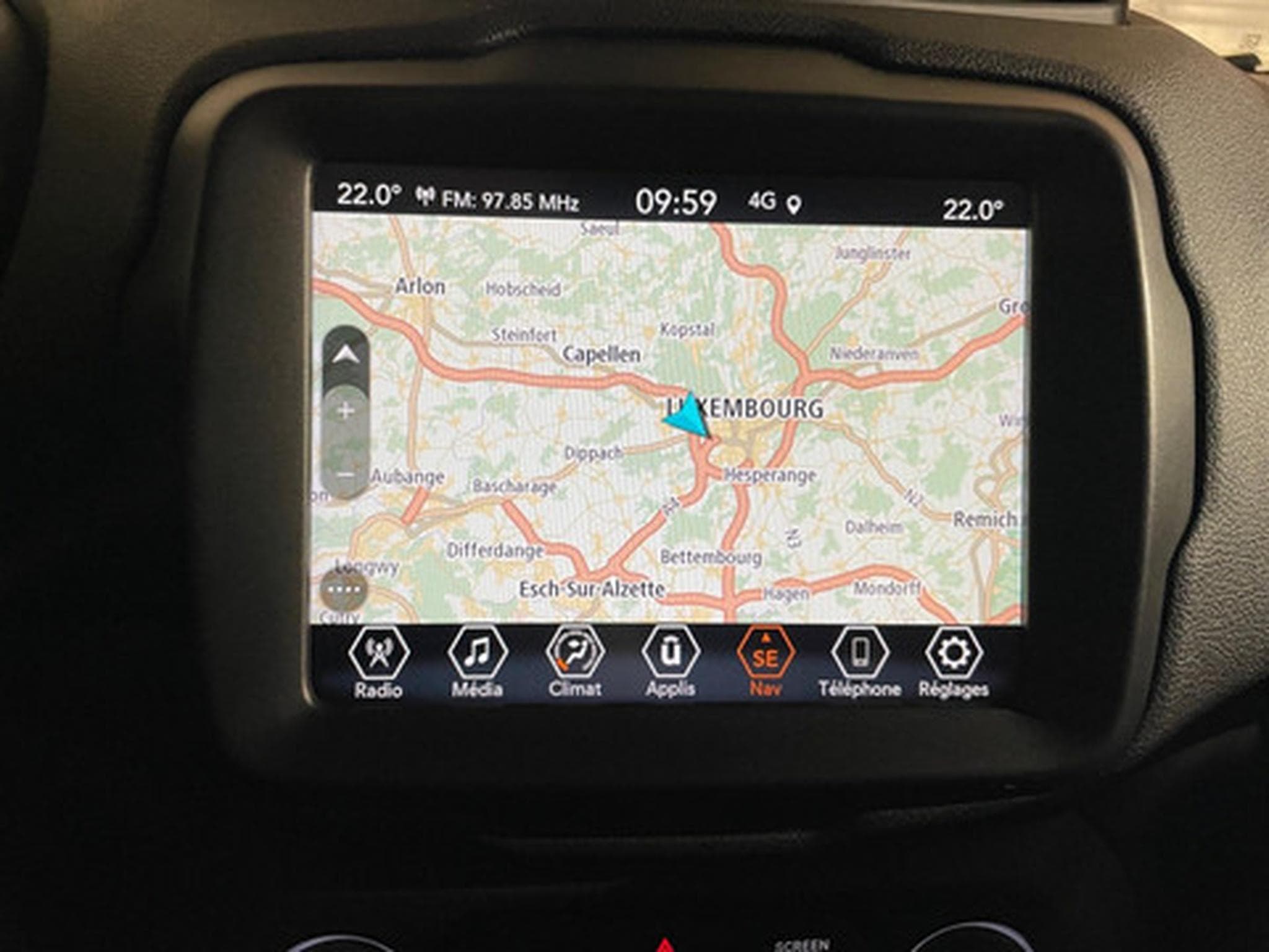 Jeep Renegade 1.6 MJD 130 4x2 MTX 80th (2021) - Photo 3