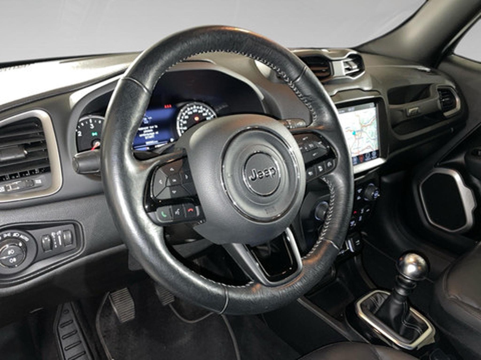 Jeep Renegade 1.6 MJD 130 4x2 MTX 80th (2021) - Photo 8