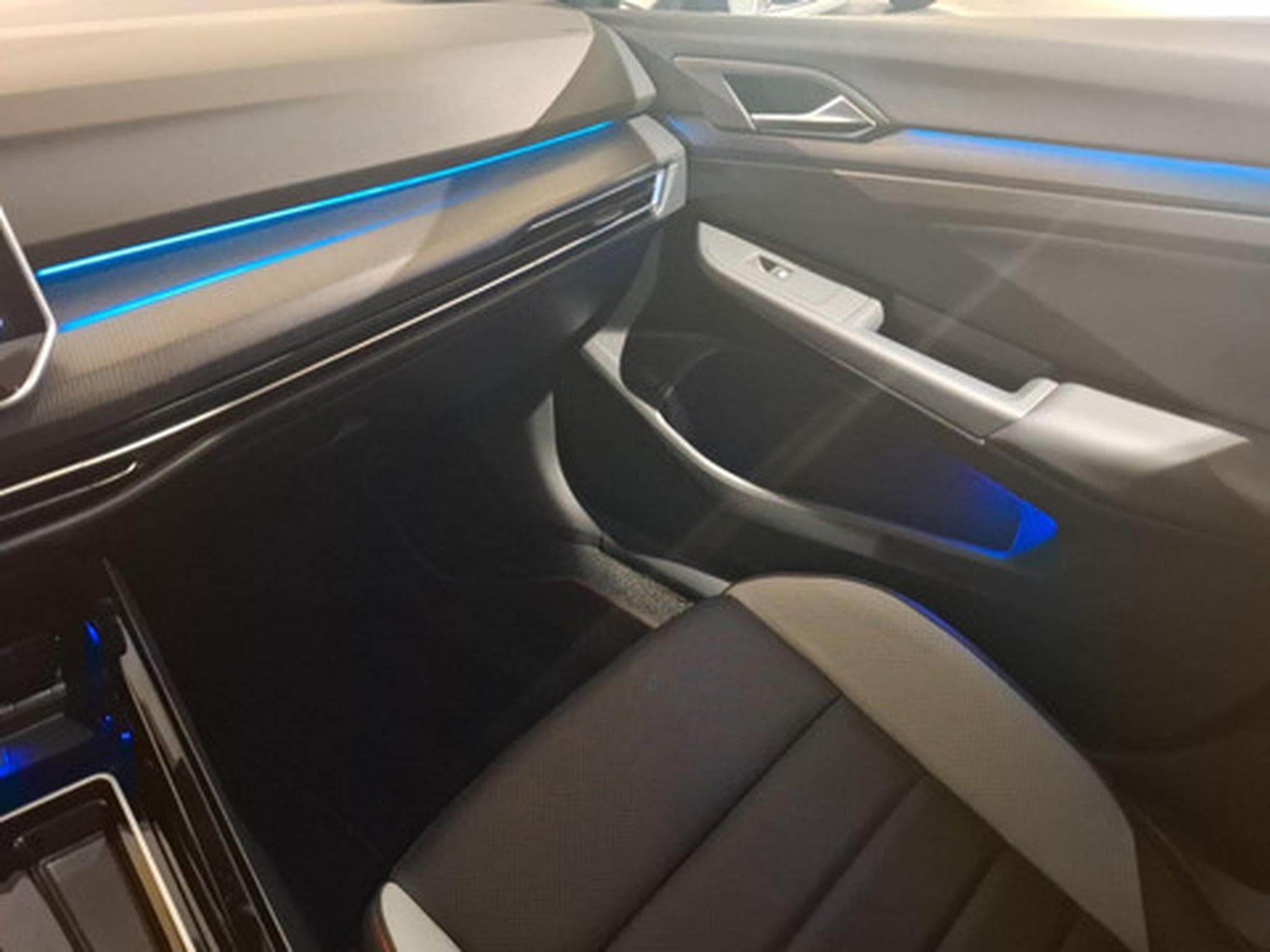 VW Golf GTI Clubsport 300 PS (2026) - Photo 9