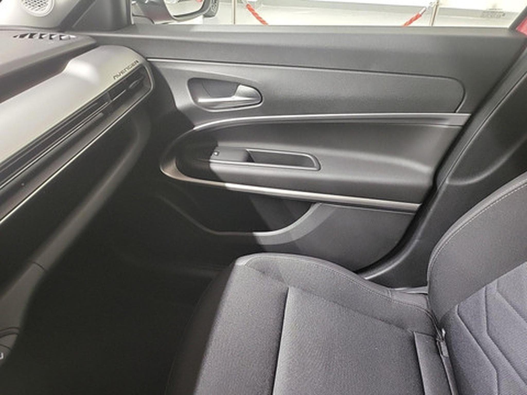 Jeep Avenger Altitude (2026) - Photo 16