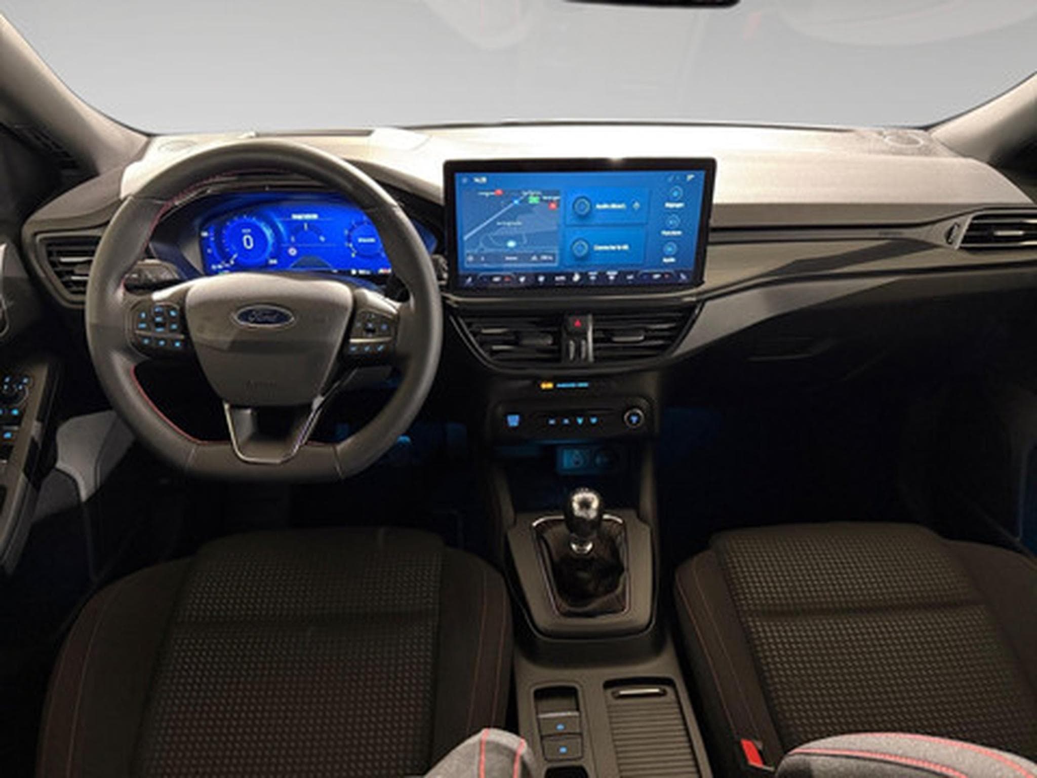 Ford Focus Clipper 1.0i EcoBoost MHEV 92kW ST-Line X (2026) - Photo 5