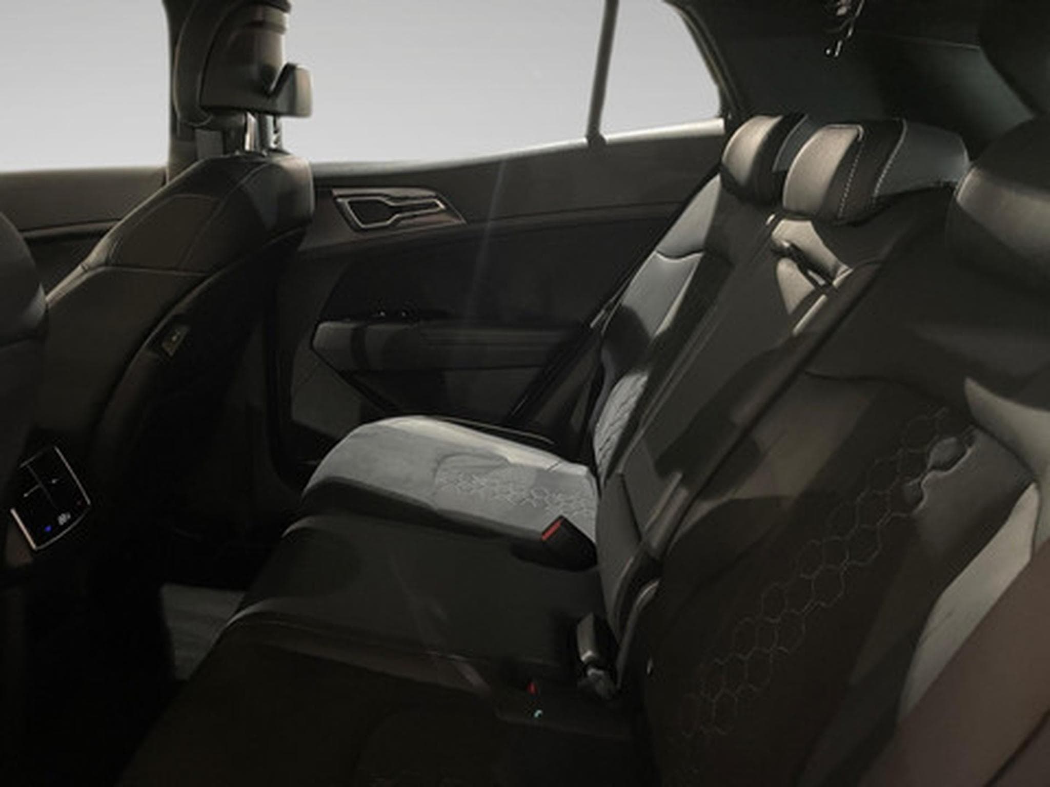 Kia Sportage 1.6 T-GDi 48V 7DCT GT Line (2026) - Photo 11