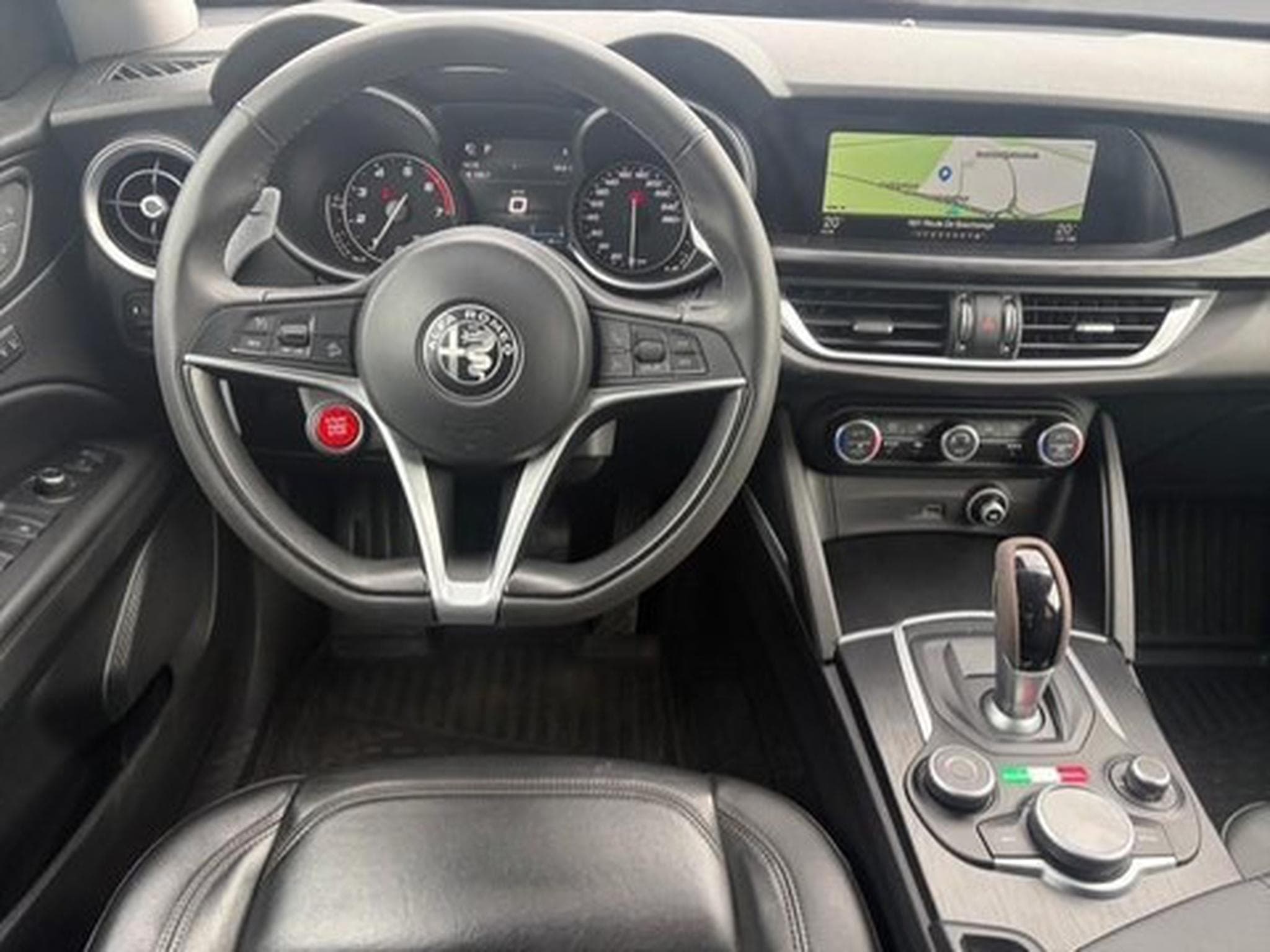 Alfa-Romeo Stelvio 2.0 280 Lusso AWD (2019) - Foto 7