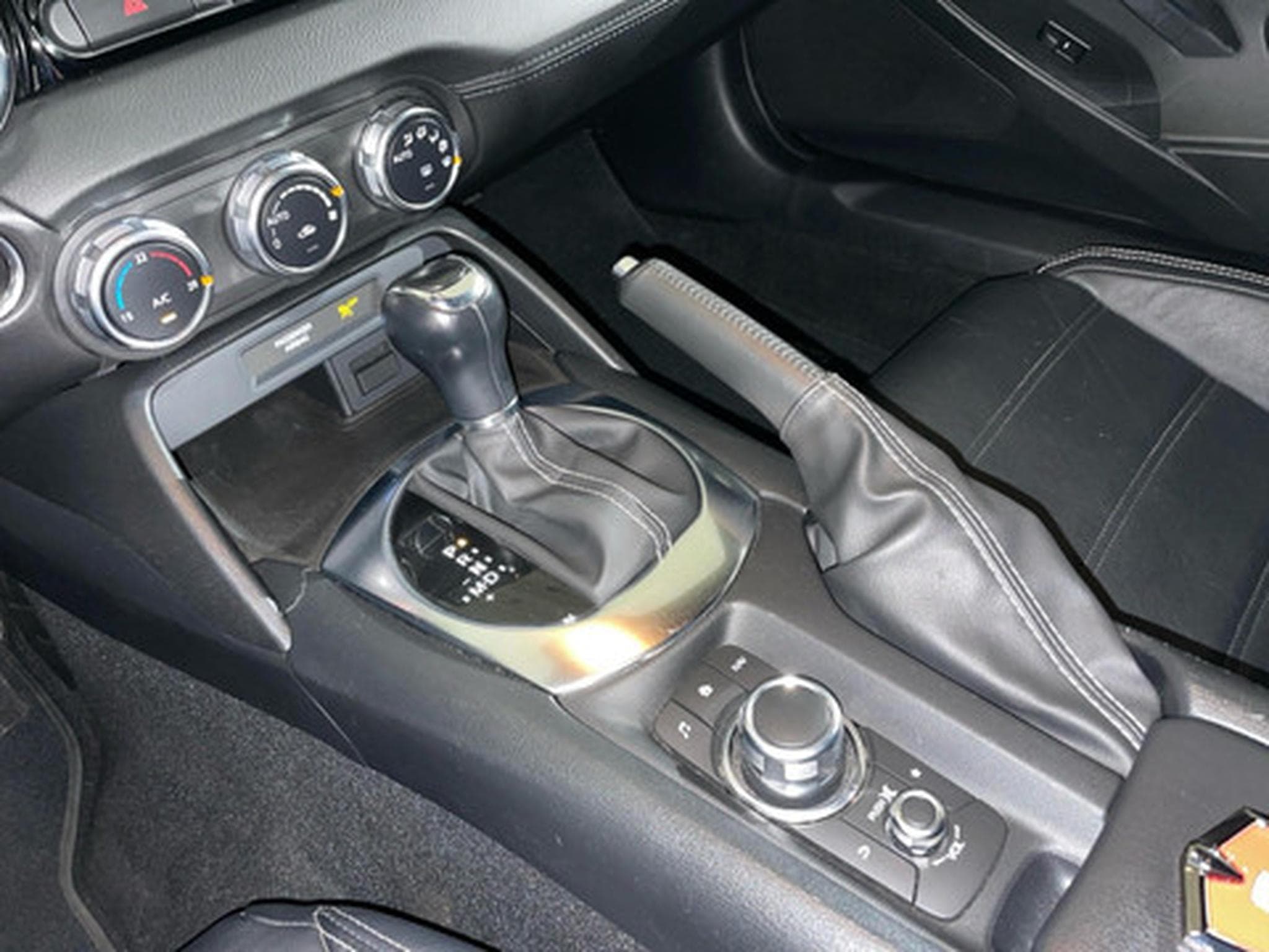 Fiat 124 Spider 124 SPIDER LUSSO 1.4 Multiair 140 pk Aut (2026) - Photo 10