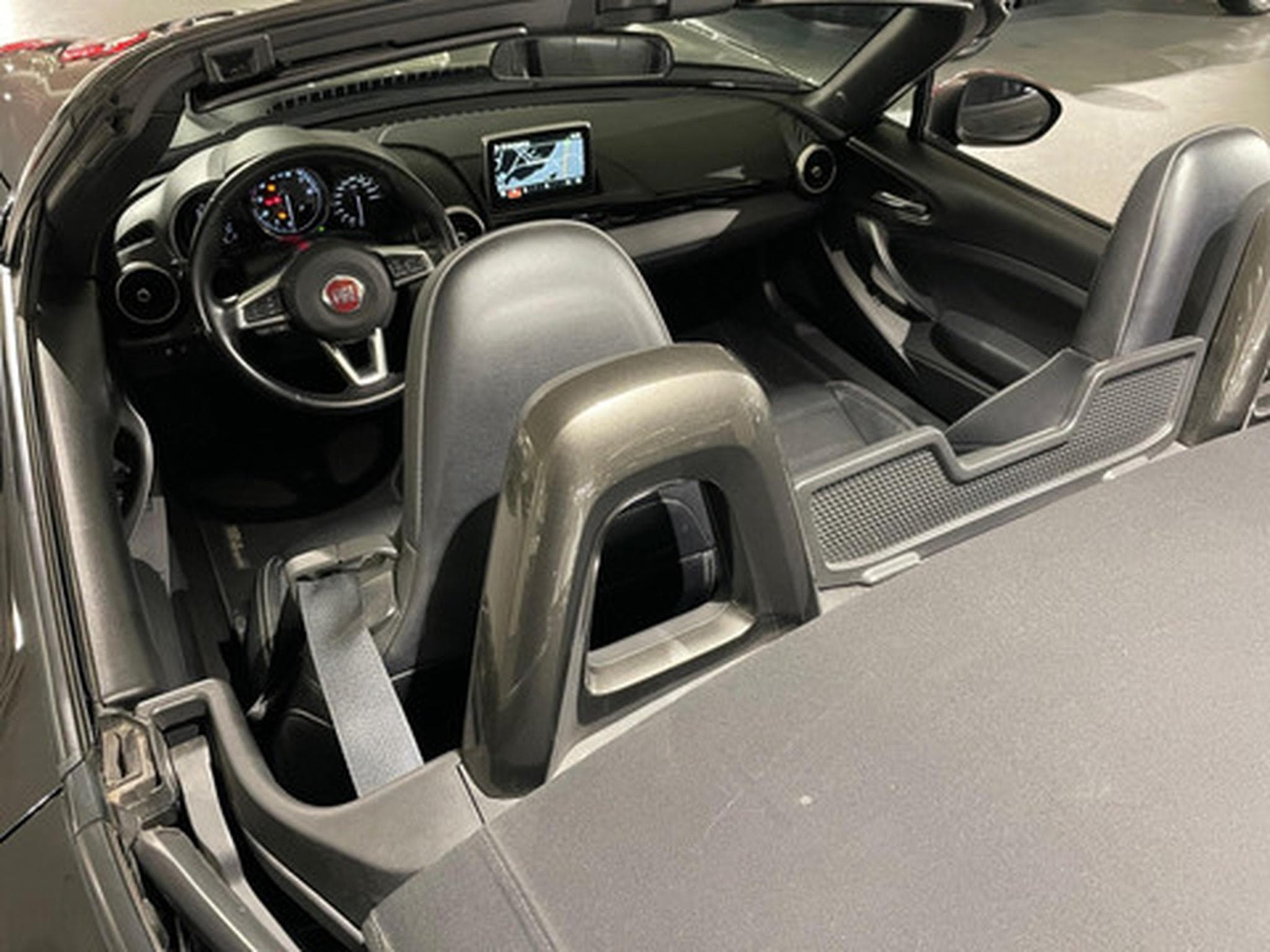 Fiat 124 Spider 124 SPIDER LUSSO 1.4 Multiair 140 pk Aut (2026) - Photo 13