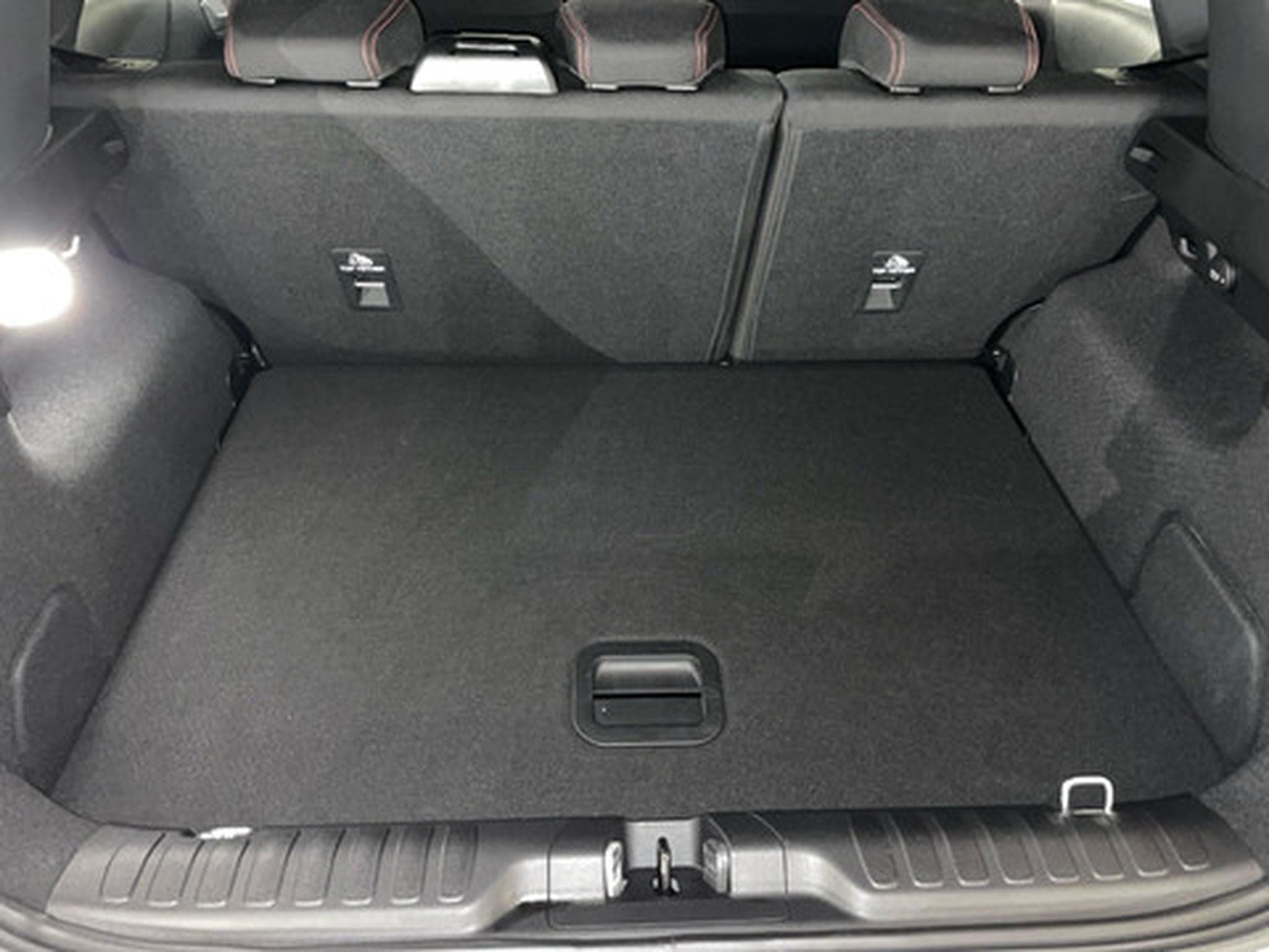 Ford Puma 1,0 EcoBoost Hybrid 114kW ST-Line Auto (2026) - Photo 12