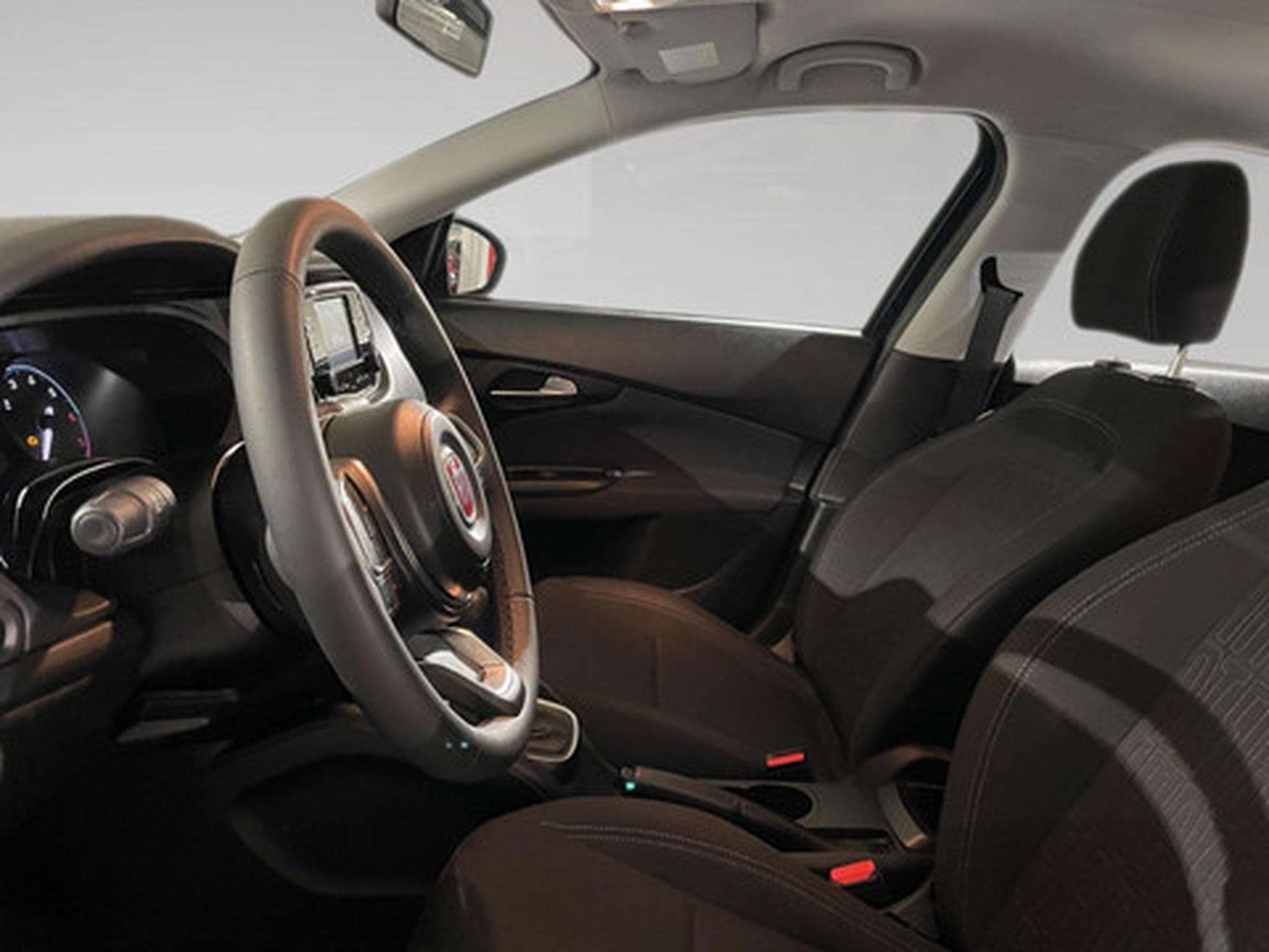 Fiat Tipo 1.5 Hybrid 130 DCT7 (2026) - Photo 4